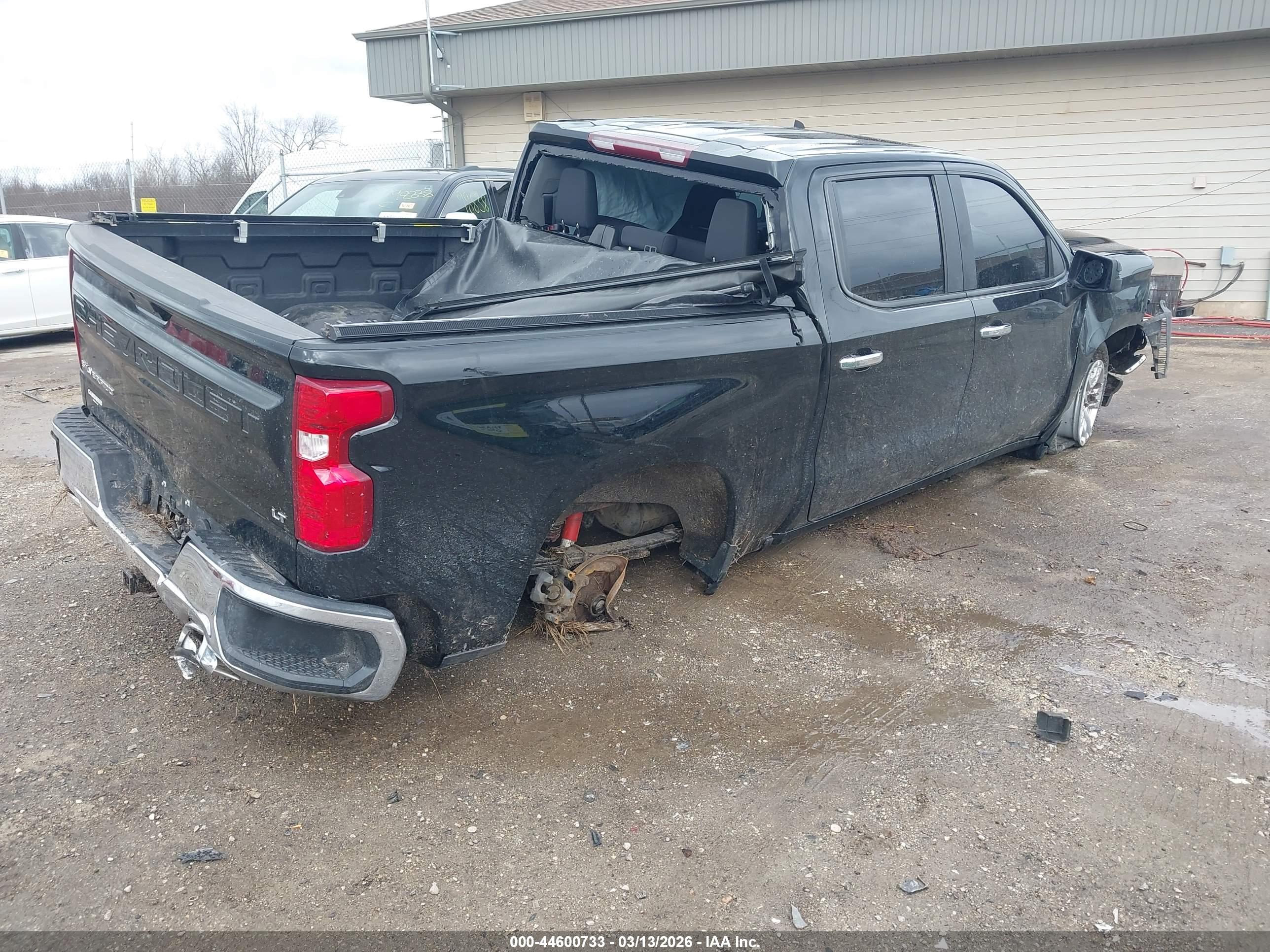 CHEVROLET SILVERADO image 4