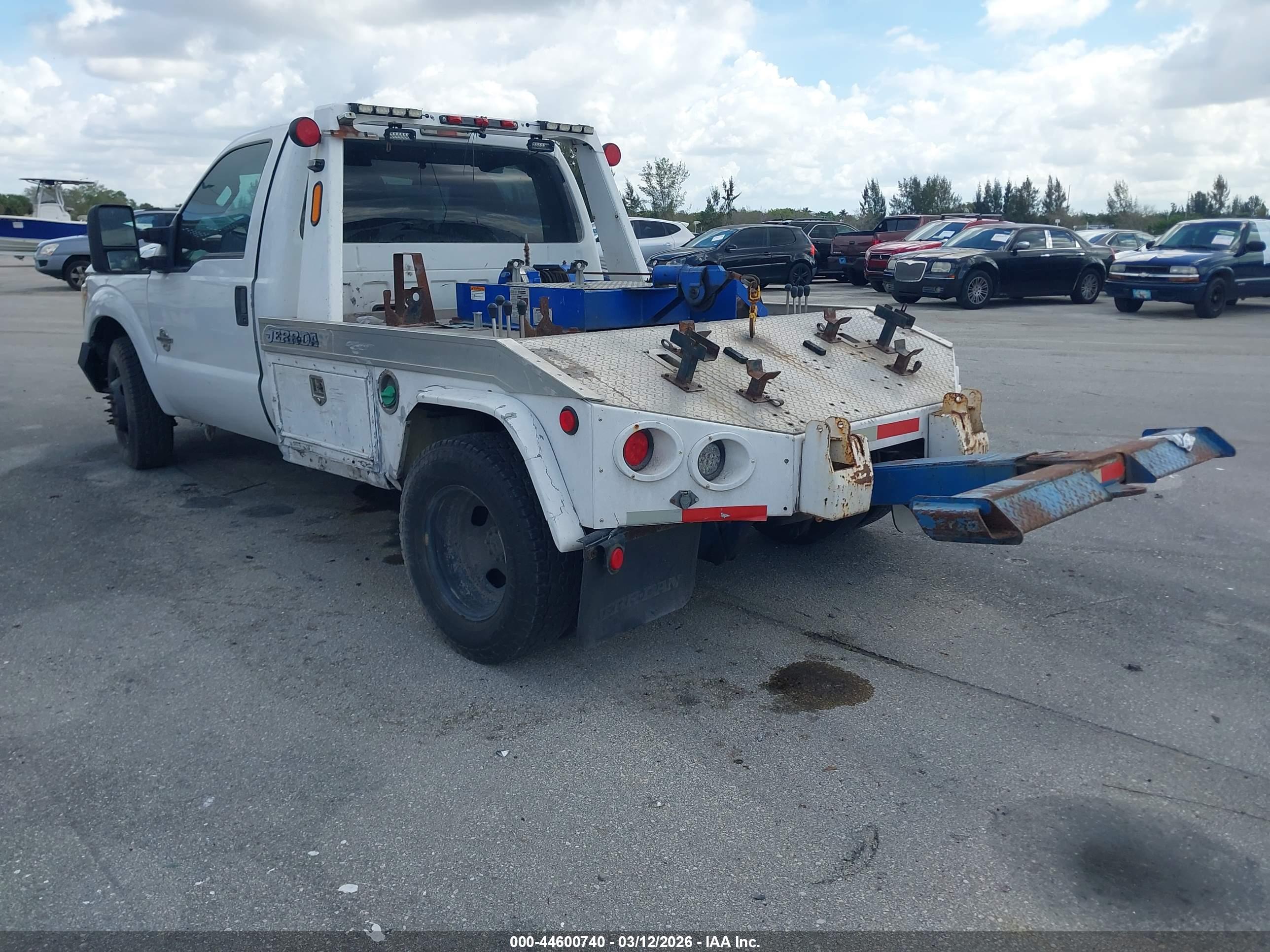 FORD F-350 image 3