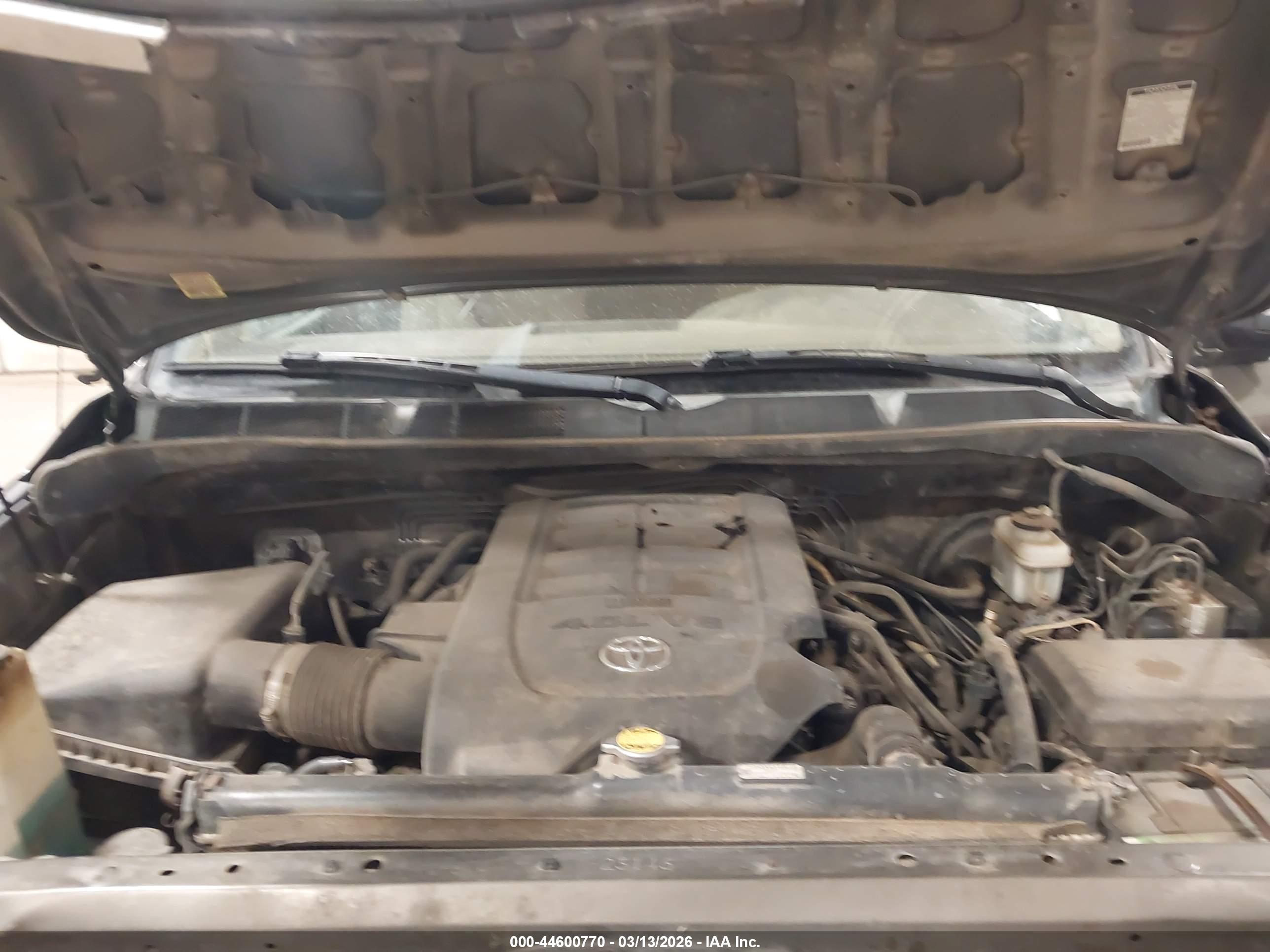 TOYOTA TUNDRA image 10