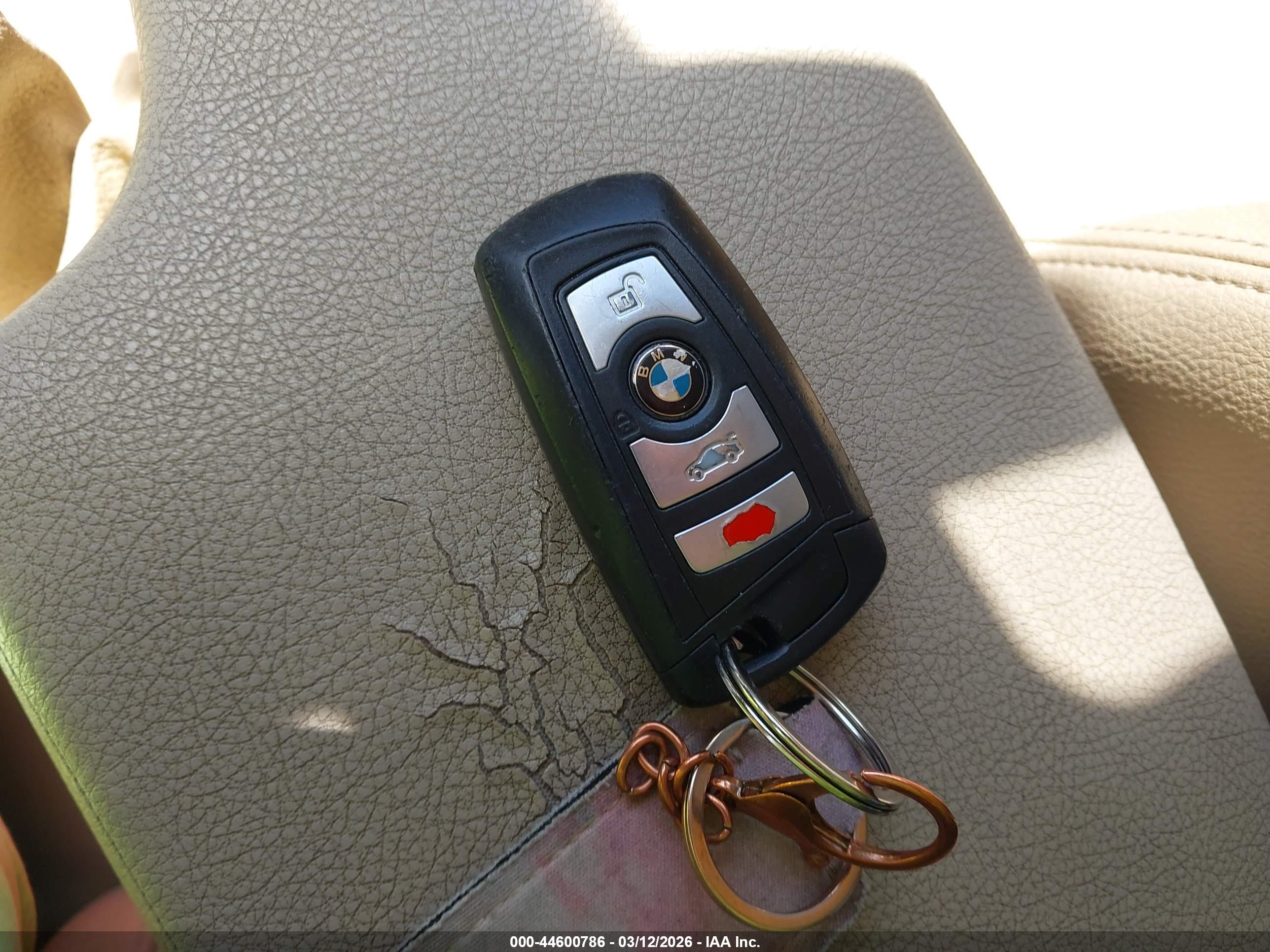 BMW 320I image 11