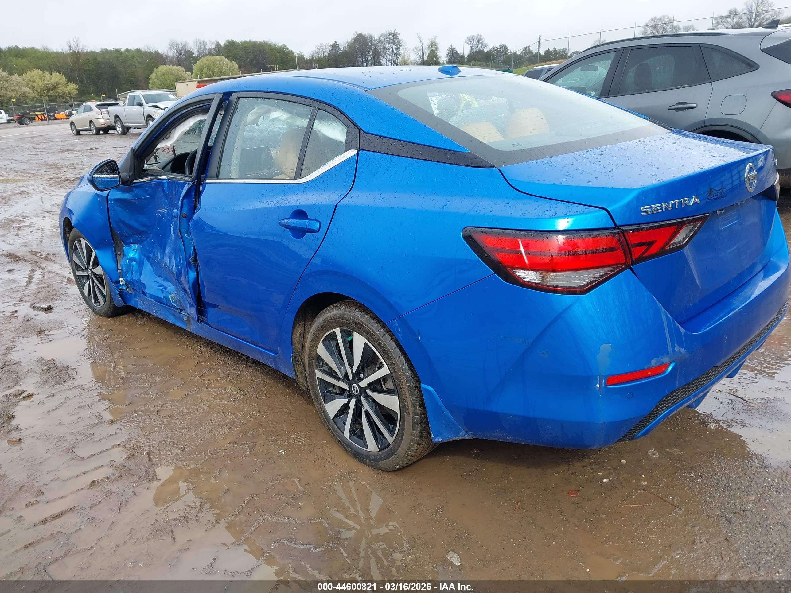 NISSAN SENTRA image 3