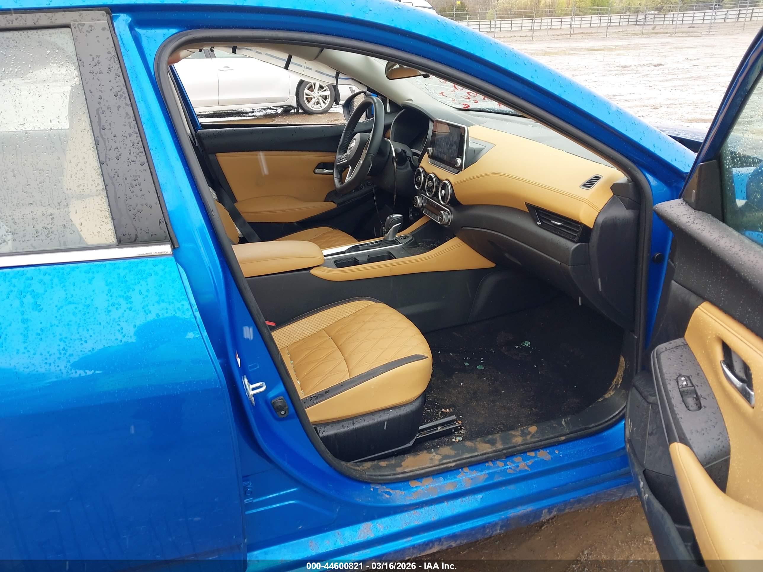 NISSAN SENTRA image 5