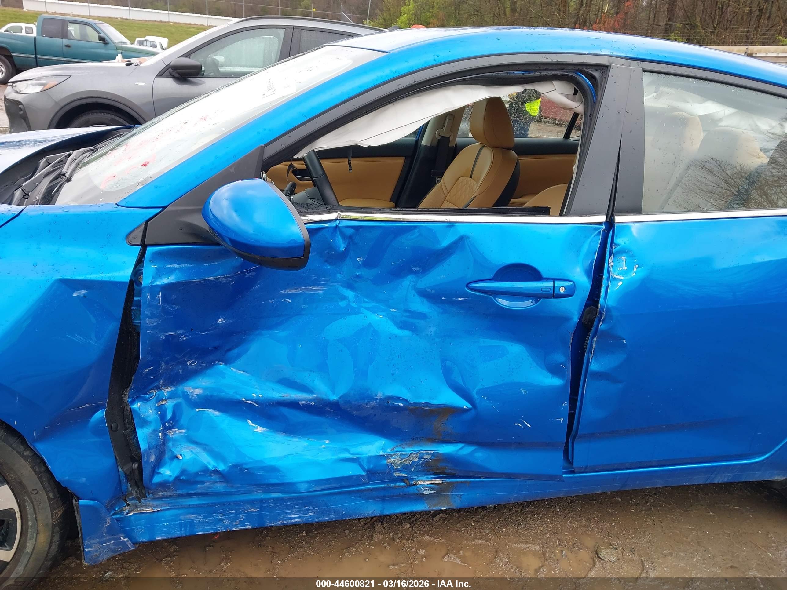 NISSAN SENTRA image 6