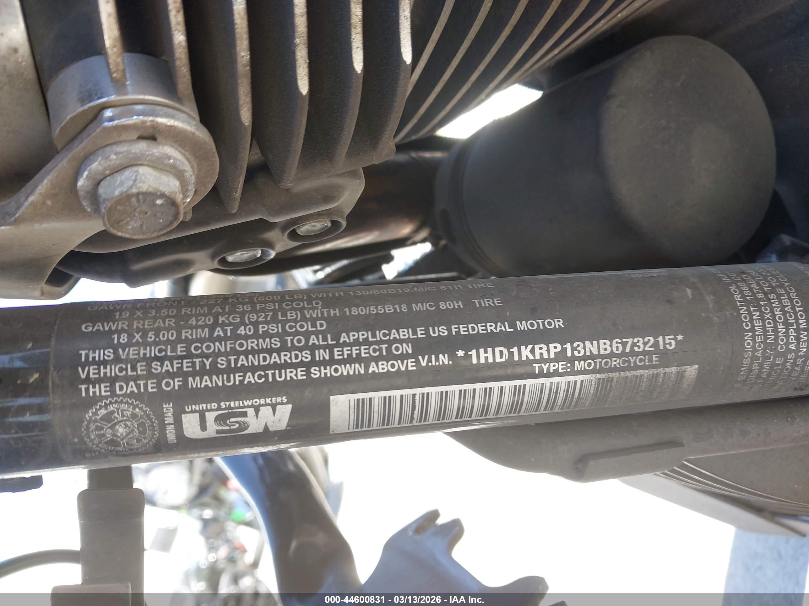 HARLEY-DAVIDSON FLHXS image 10