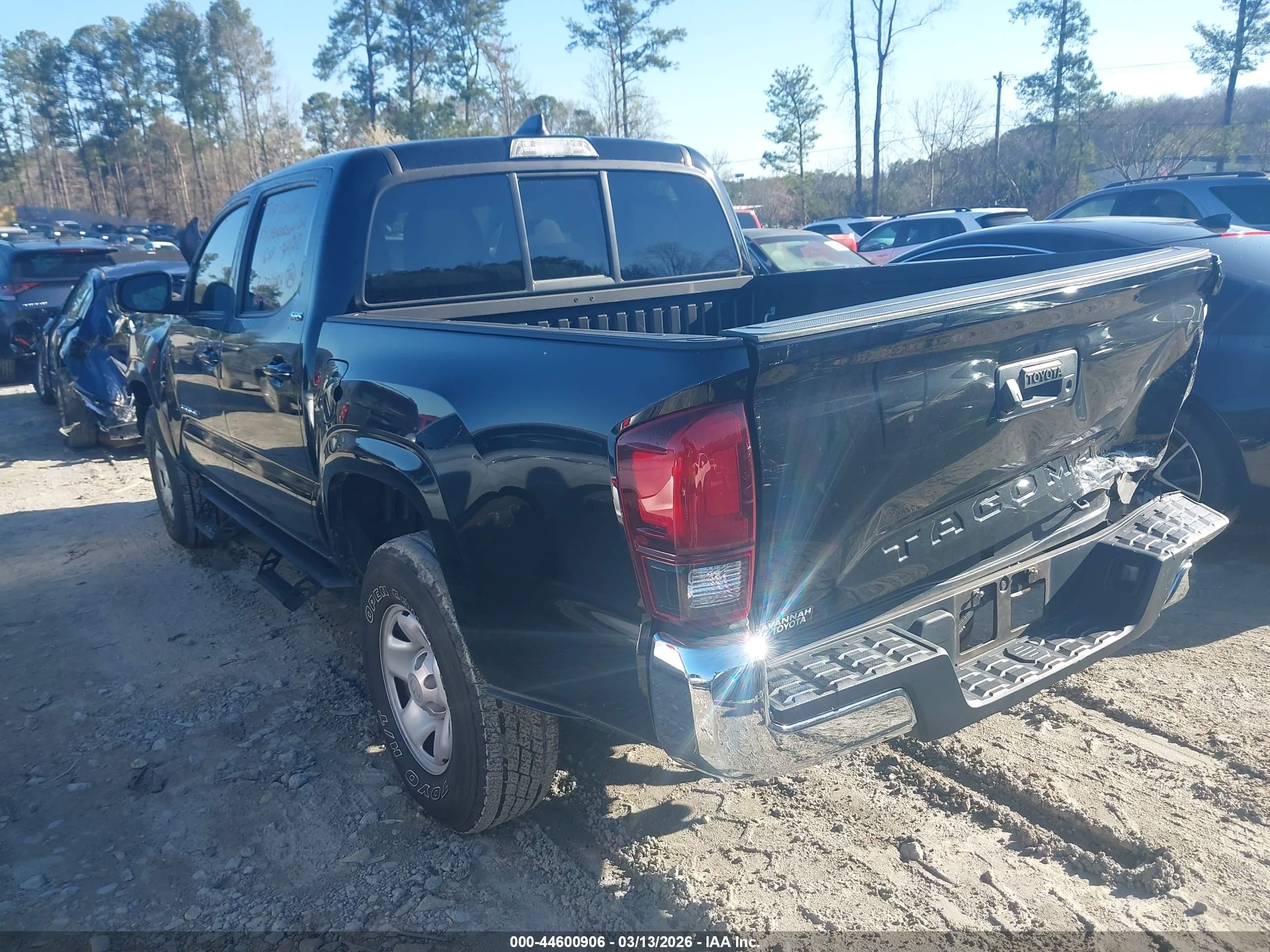 TOYOTA TACOMA image 3