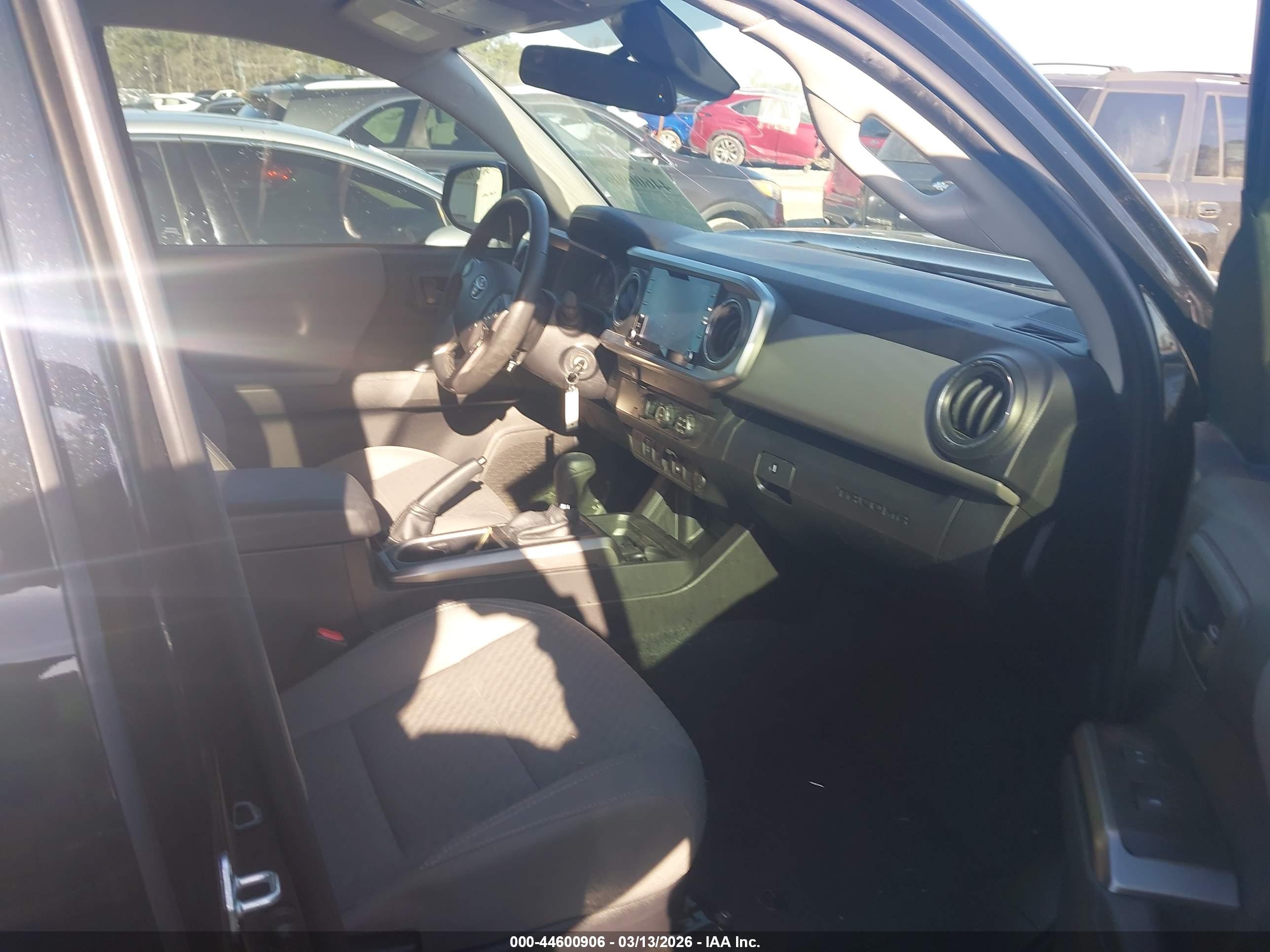 TOYOTA TACOMA image 5