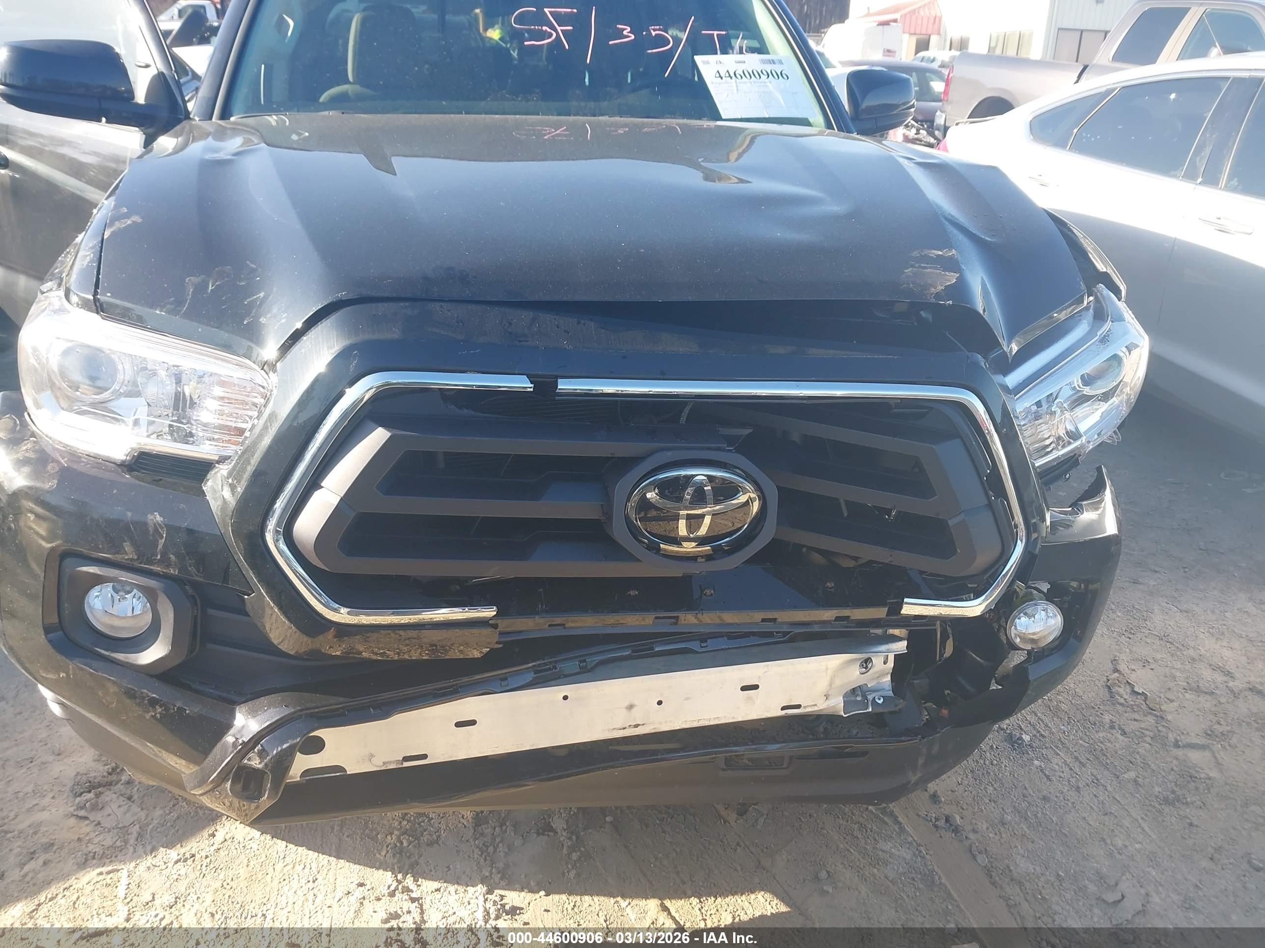 TOYOTA TACOMA image 6