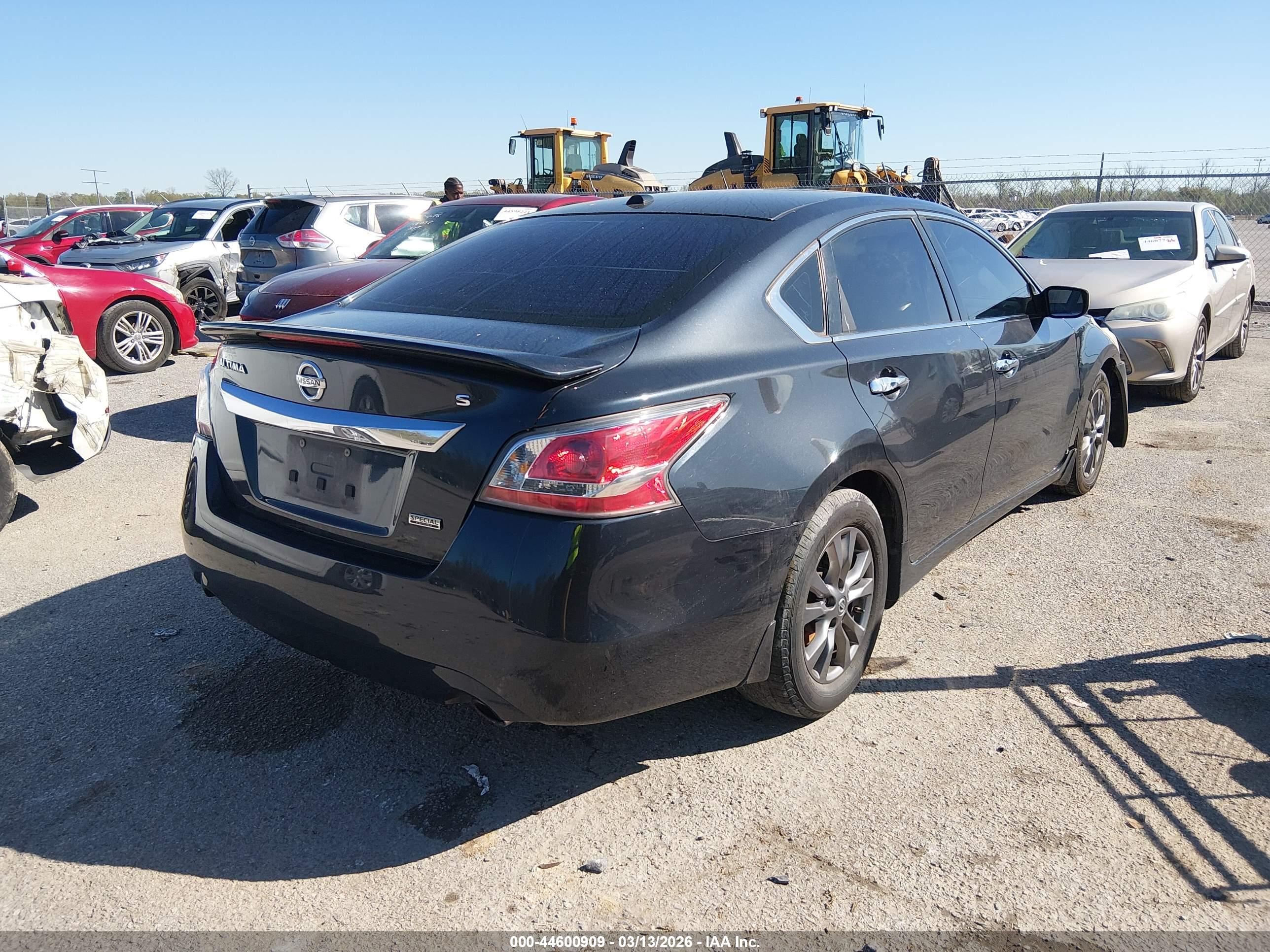 NISSAN ALTIMA image 4
