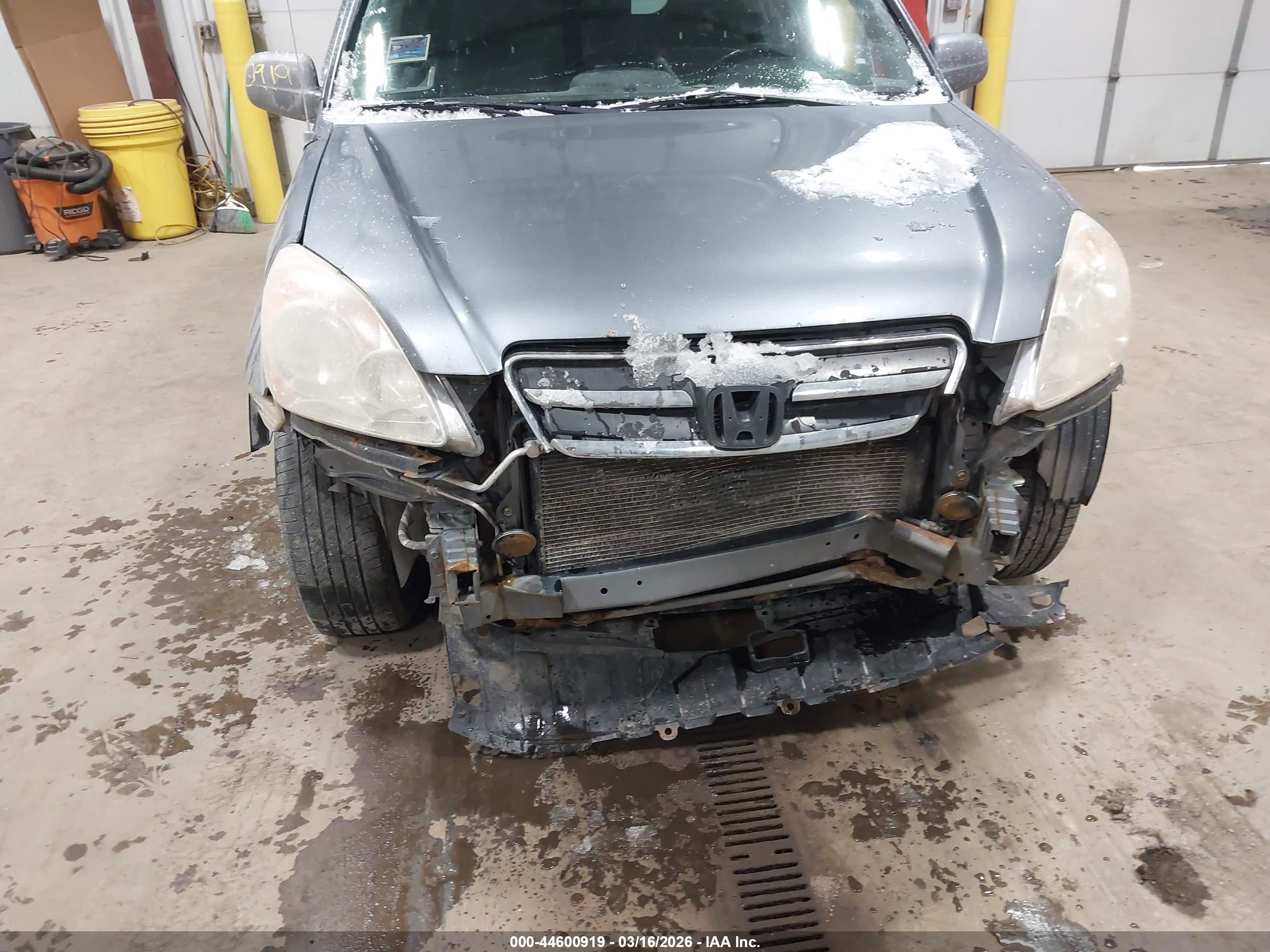 HONDA CR-V image 6