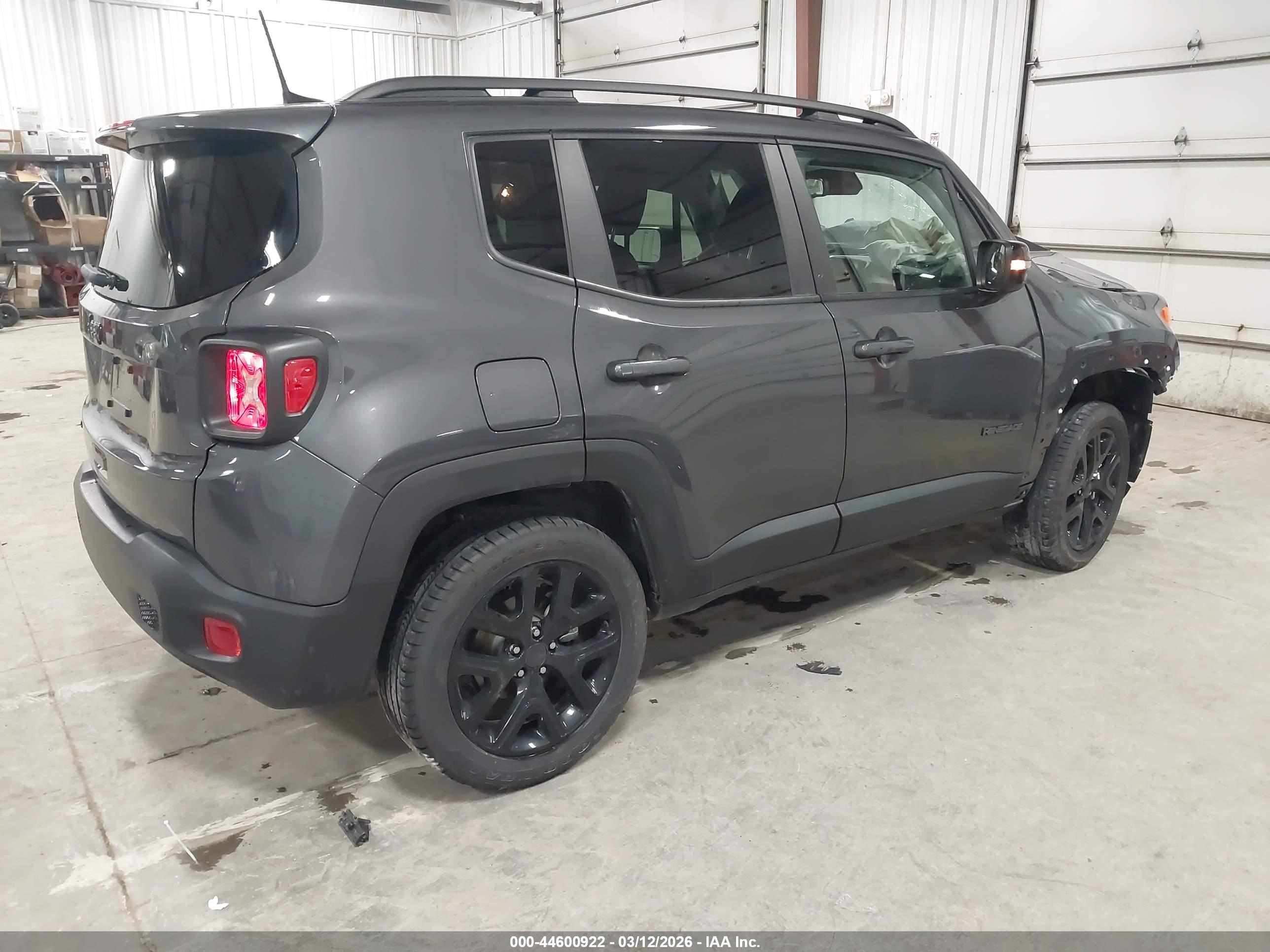 JEEP RENEGADE image 4