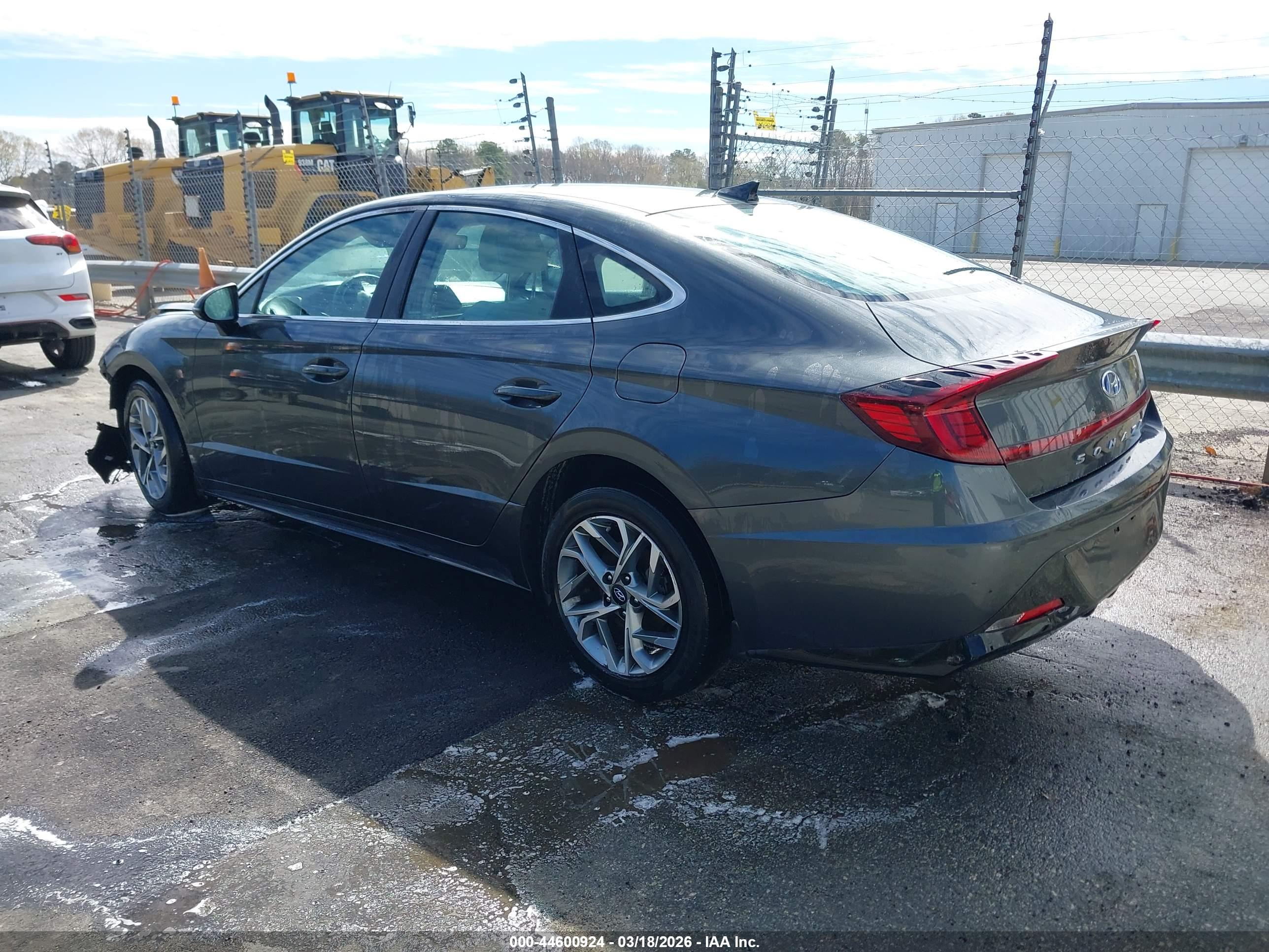 HYUNDAI SONATA image 3