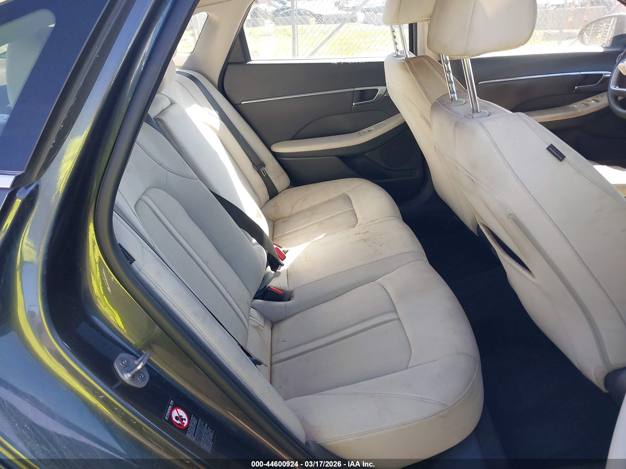HYUNDAI SONATA image 8