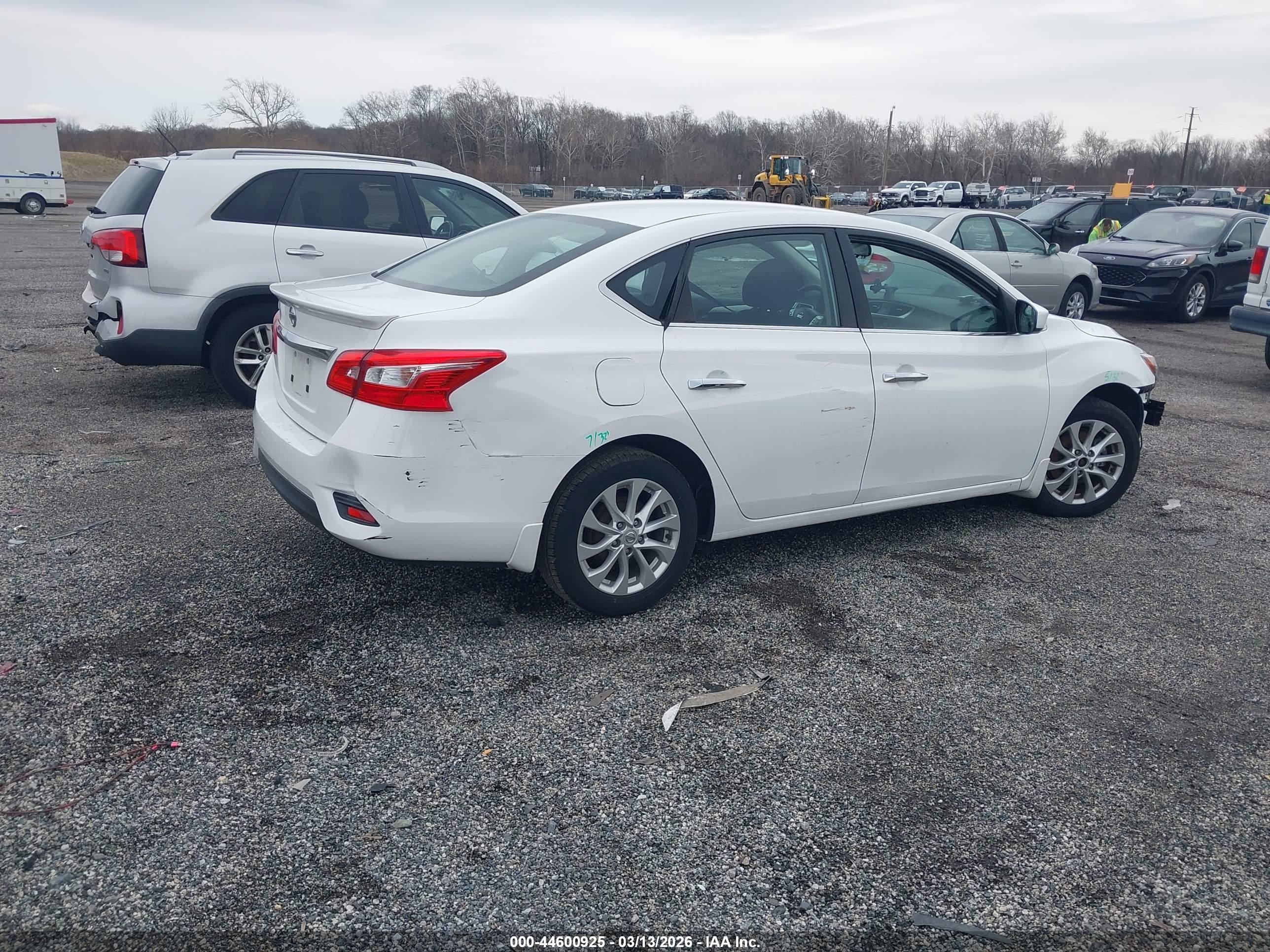NISSAN SENTRA image 4