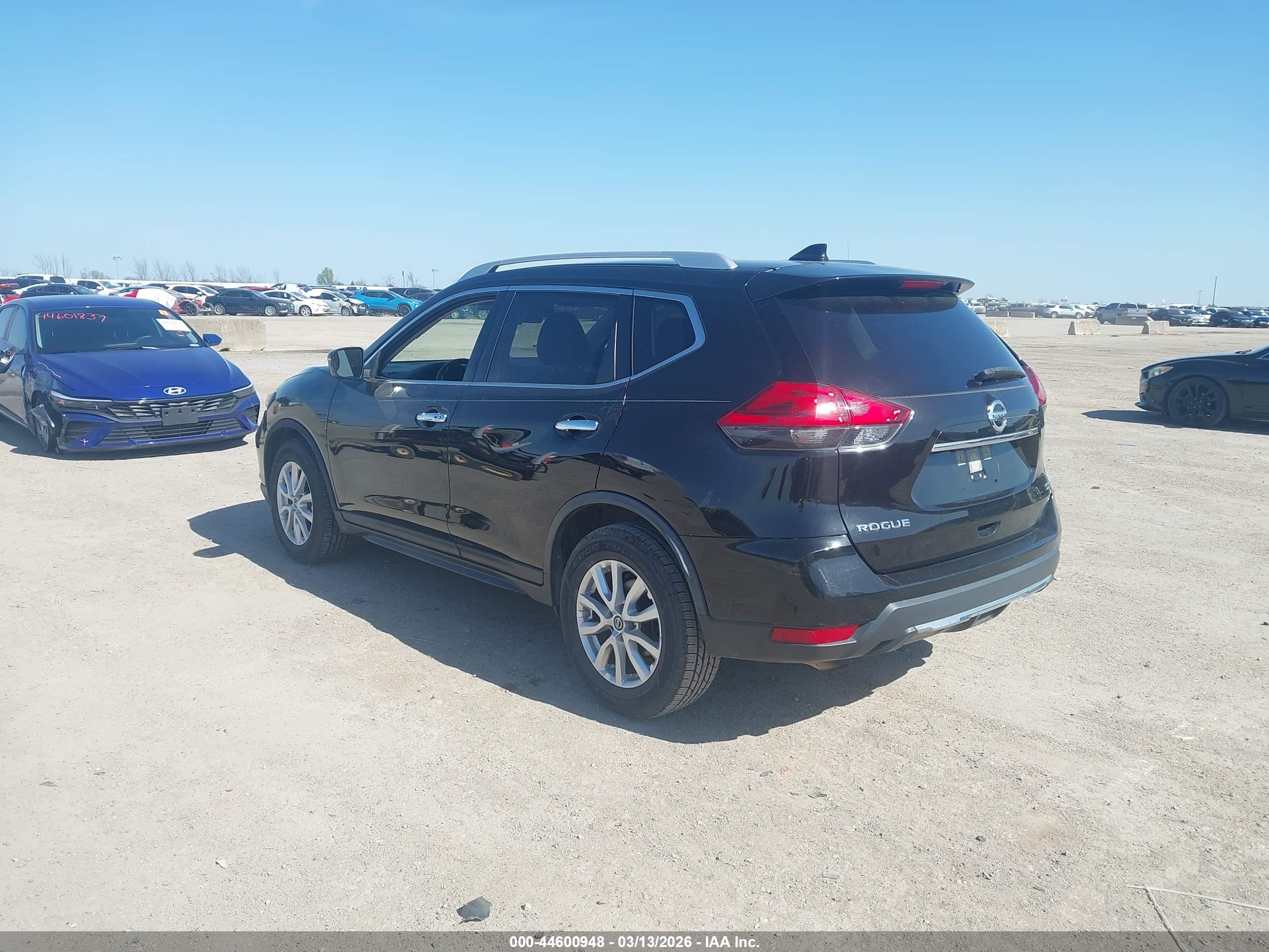 NISSAN ROGUE image 3