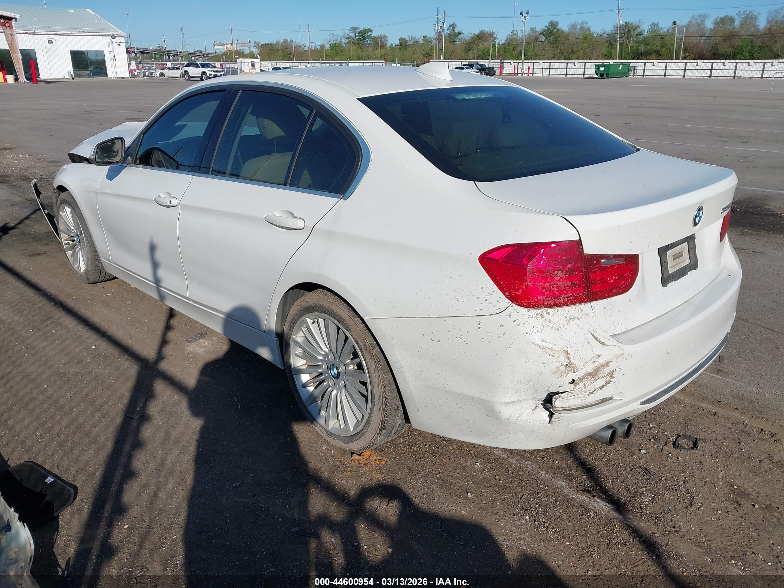 BMW 328I image 3
