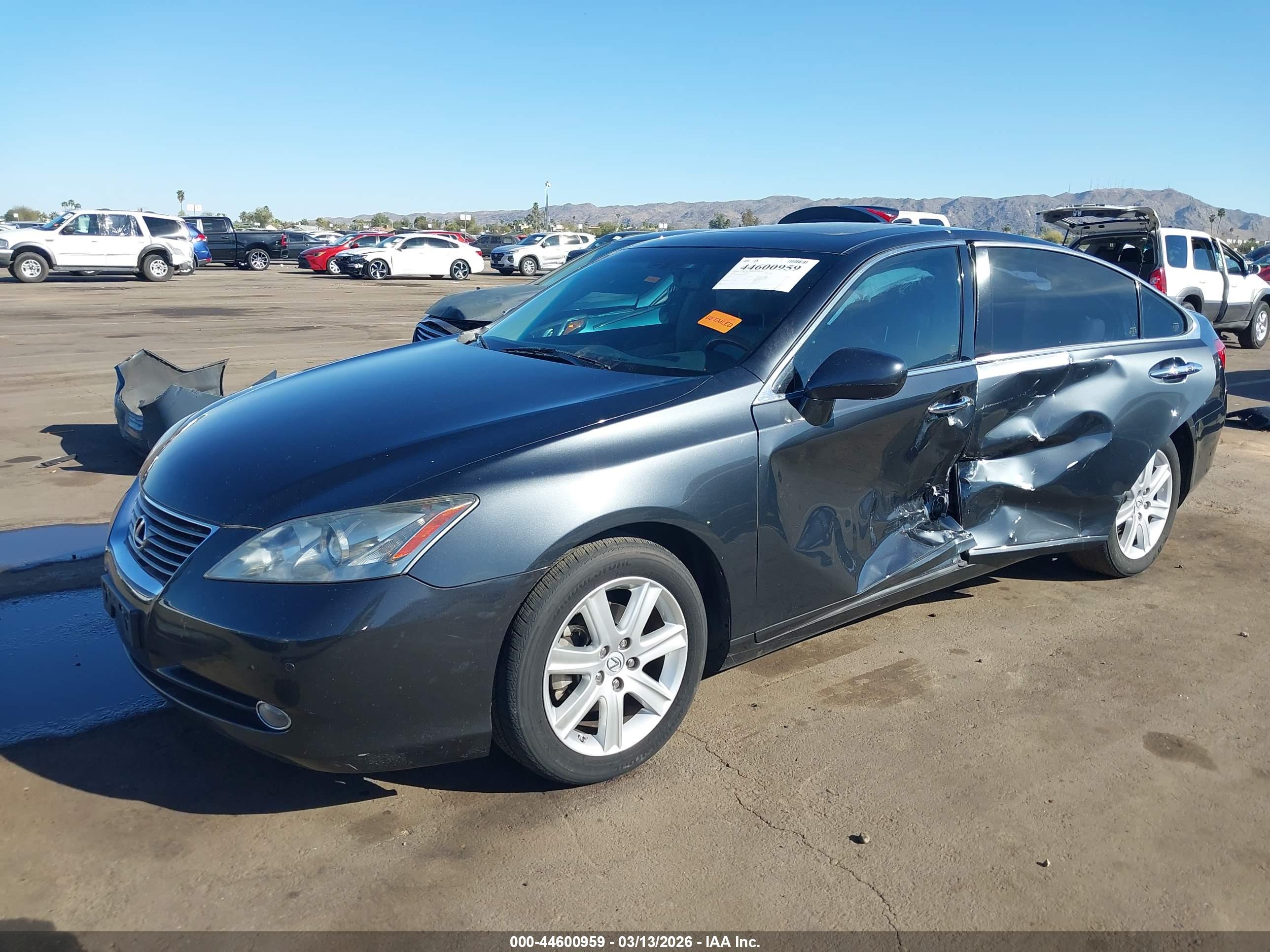 LEXUS ES image 2