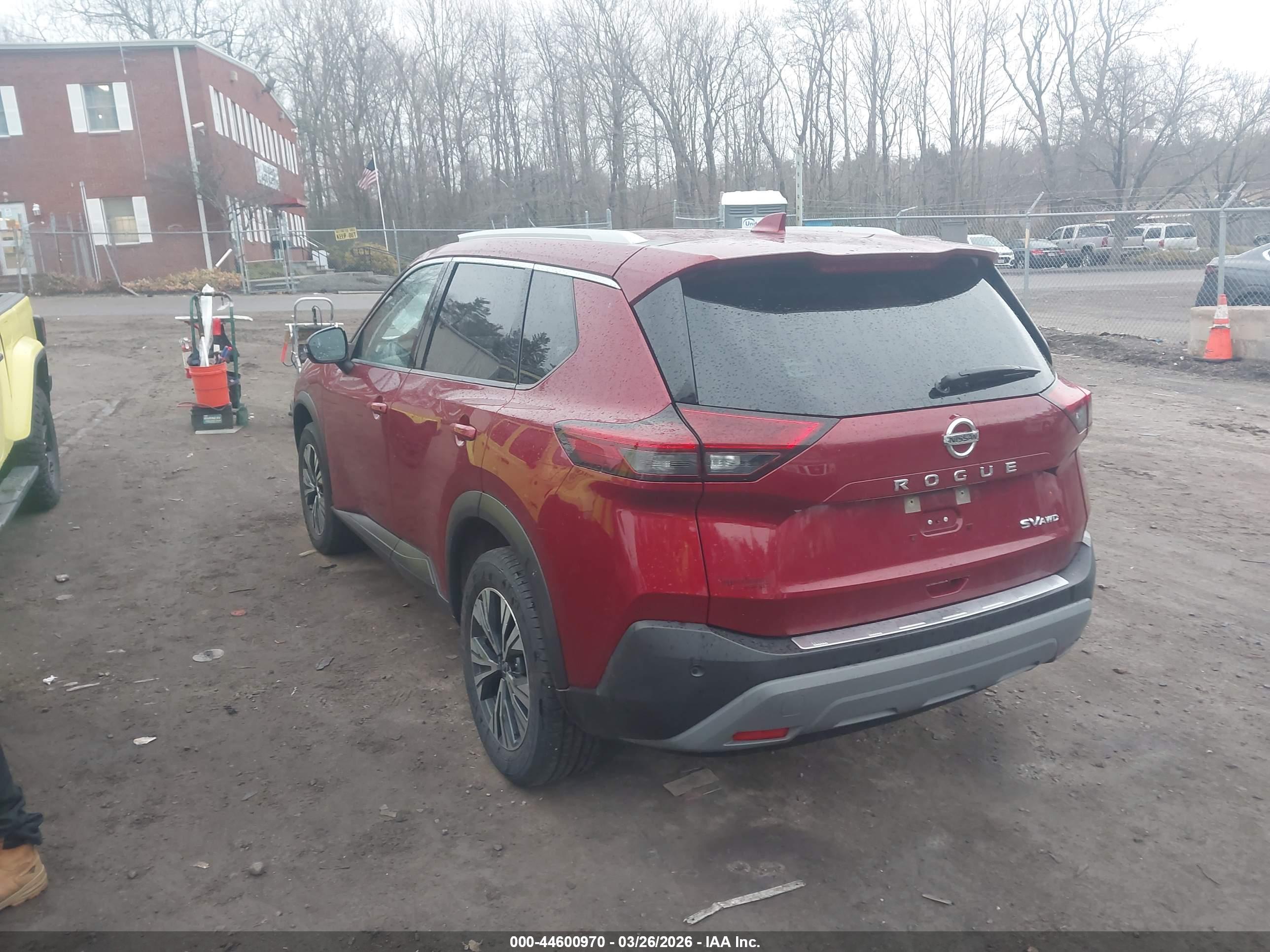 NISSAN ROGUE image 3