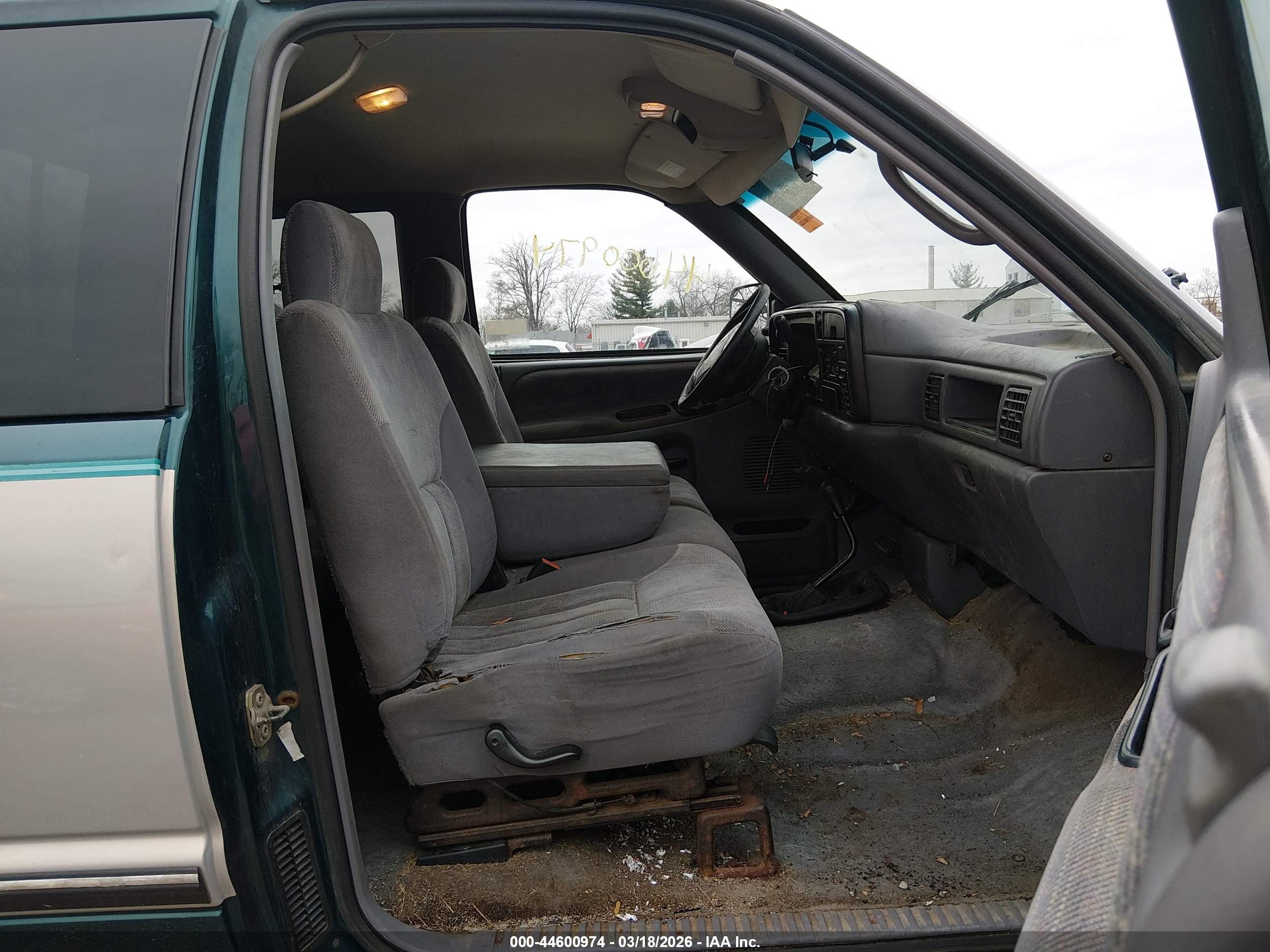 DODGE RAM image 5