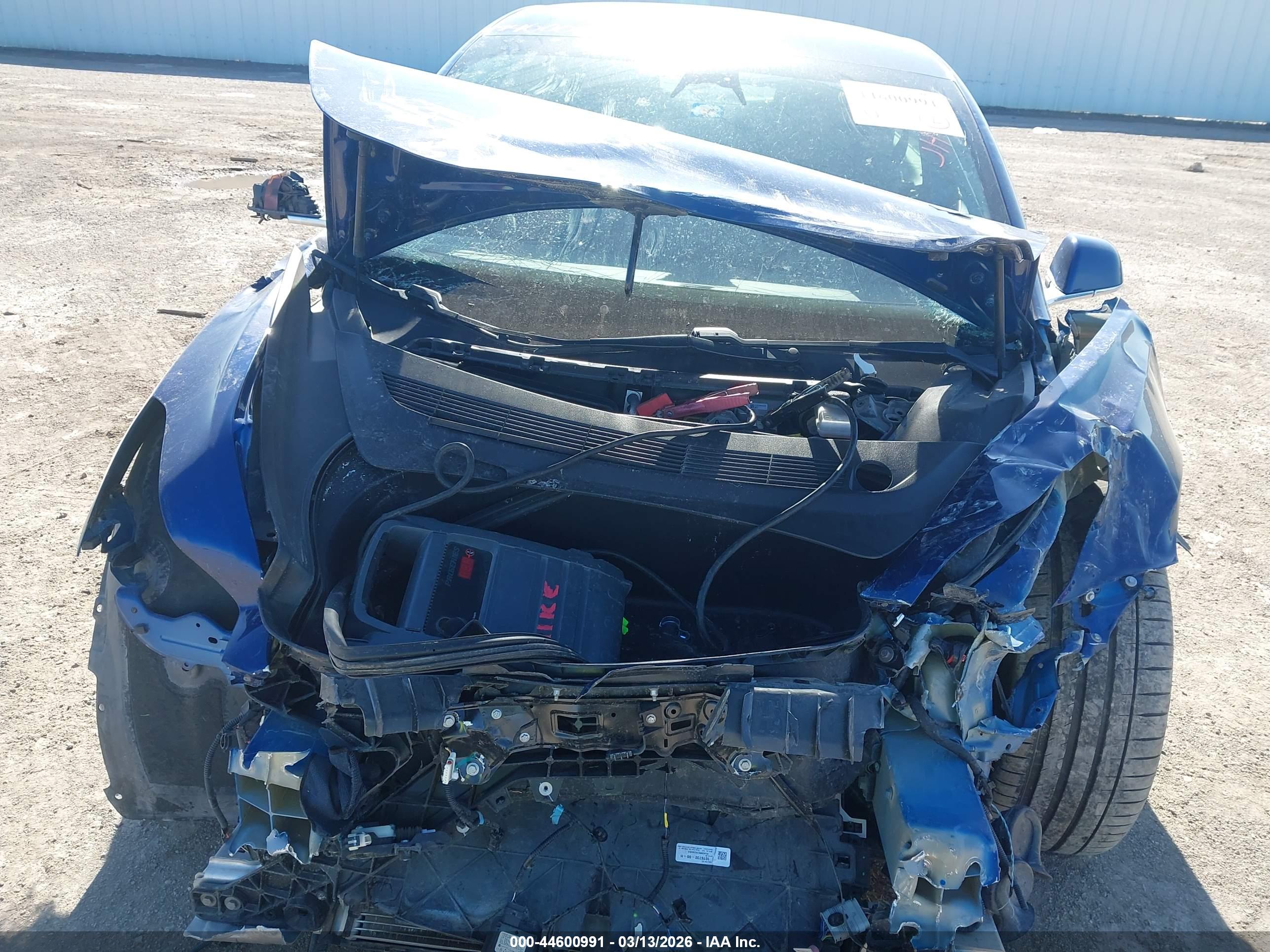 TESLA MODEL image 10