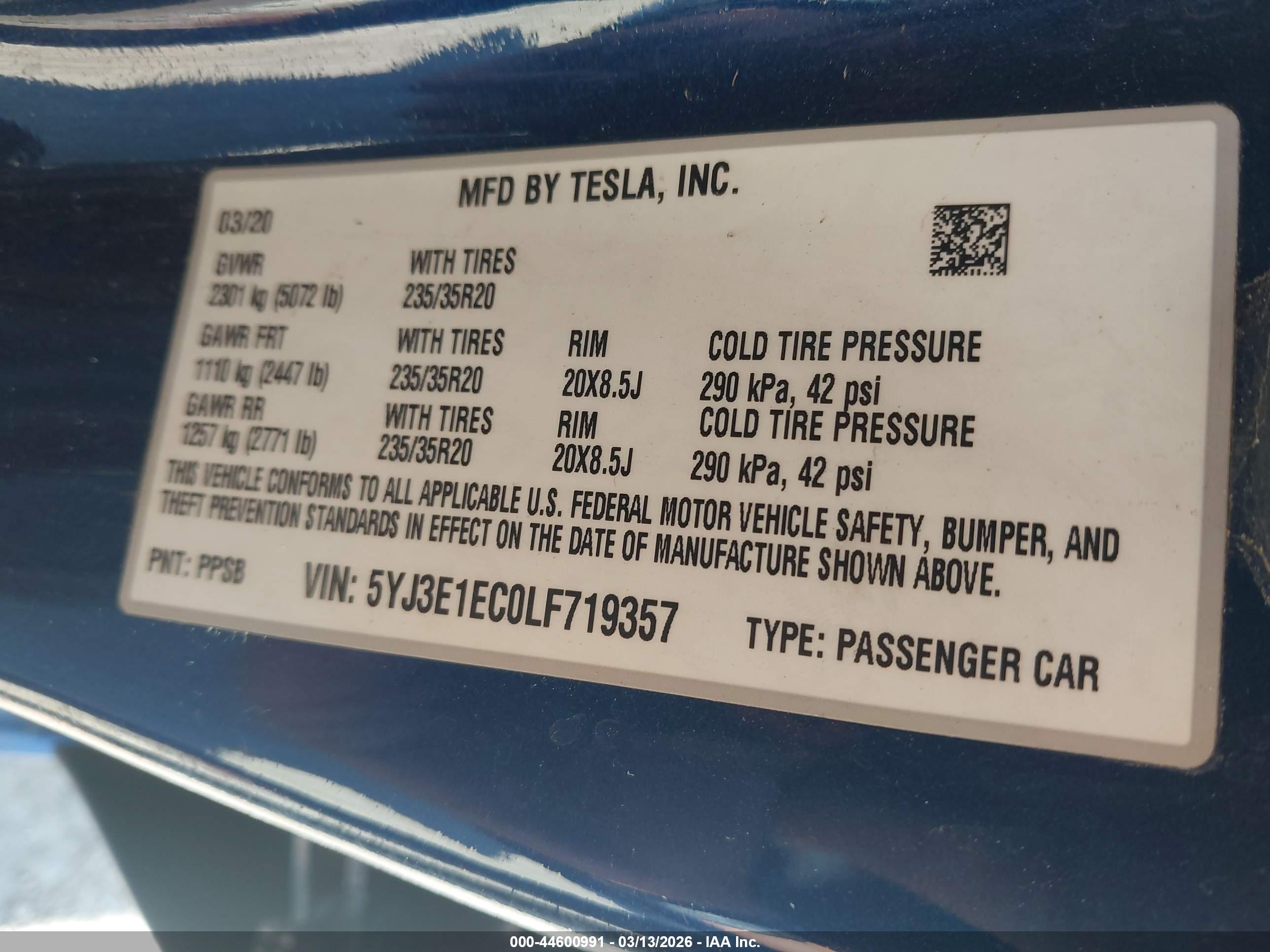 TESLA MODEL image 9