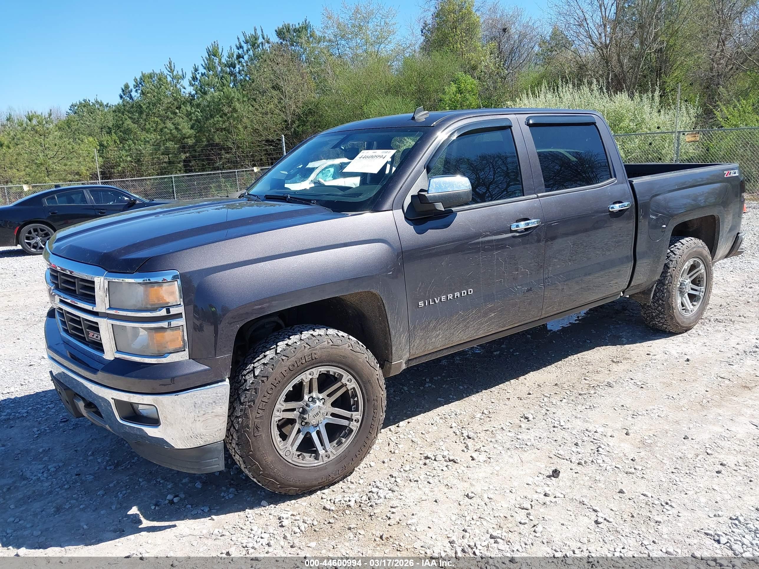 CHEVROLET SILVERADO image 2