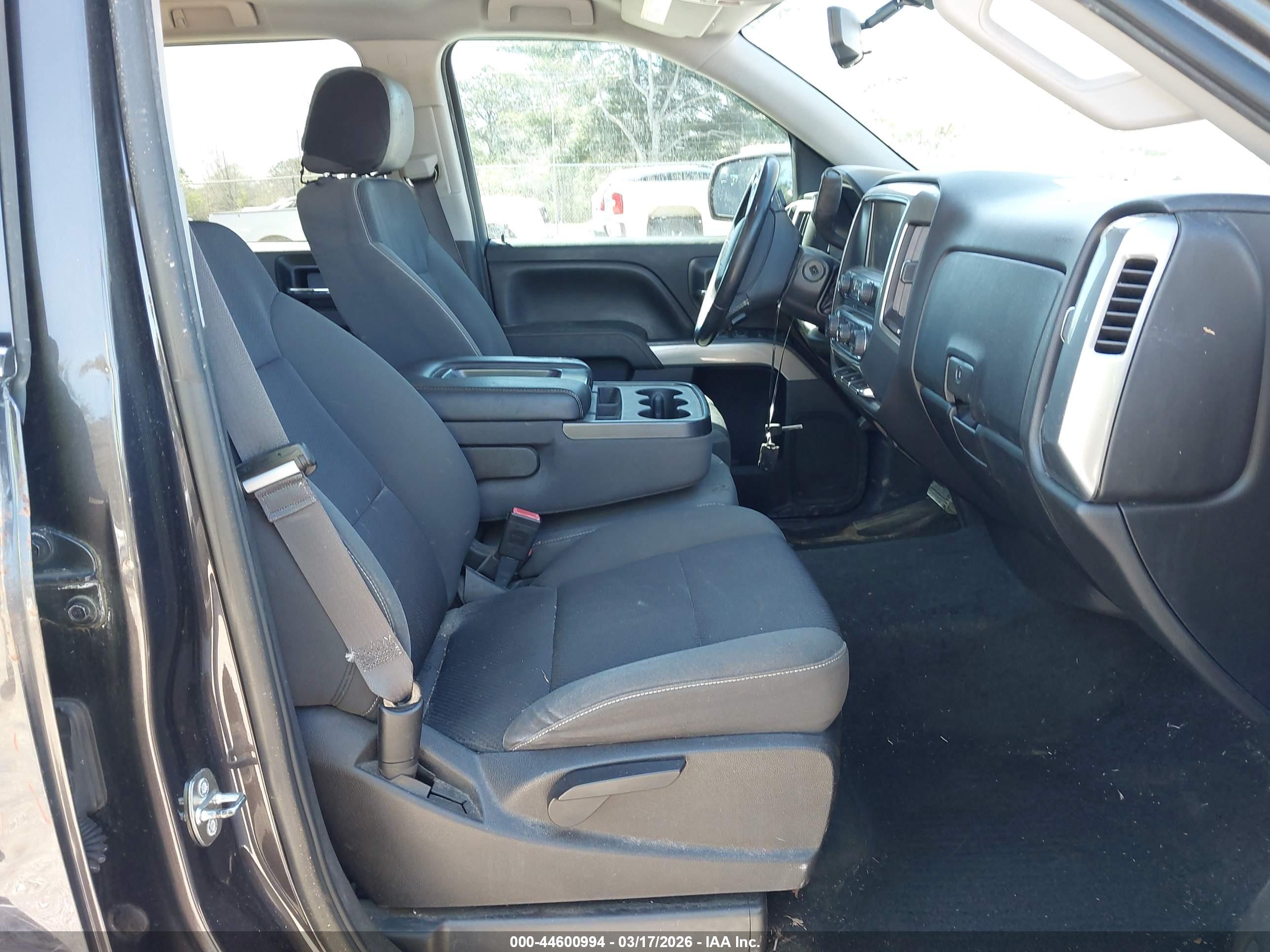 CHEVROLET SILVERADO image 5