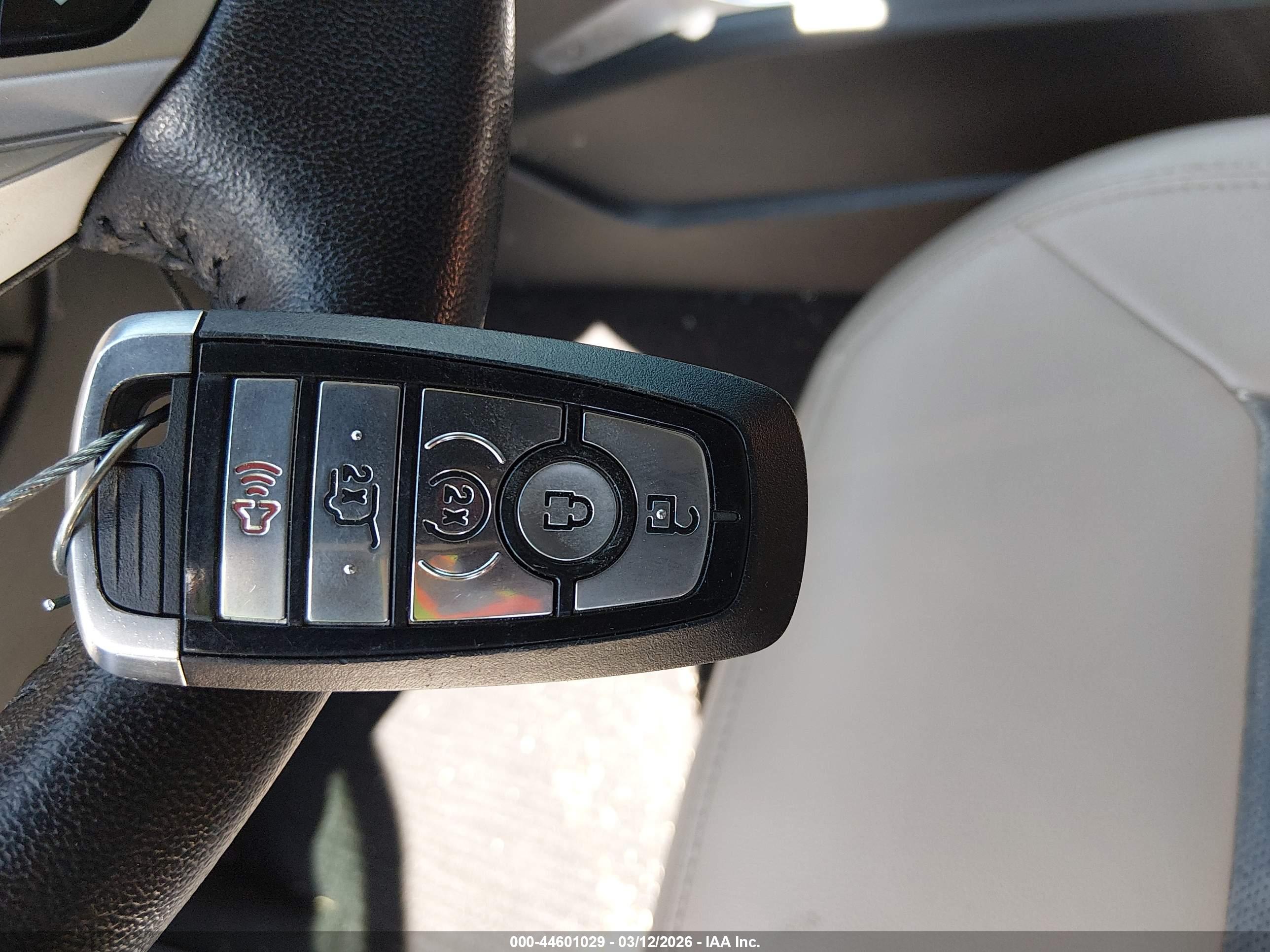 FORD EXPLORER image 11