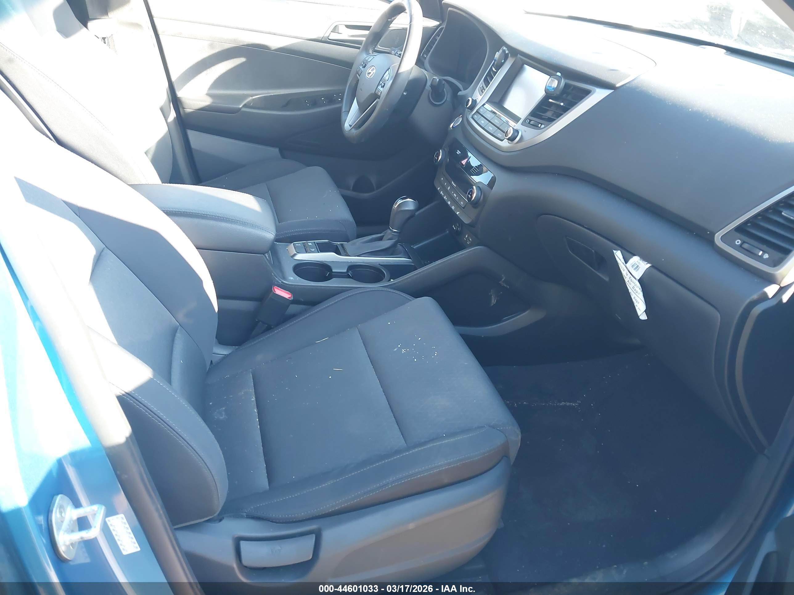 HYUNDAI TUCSON image 5