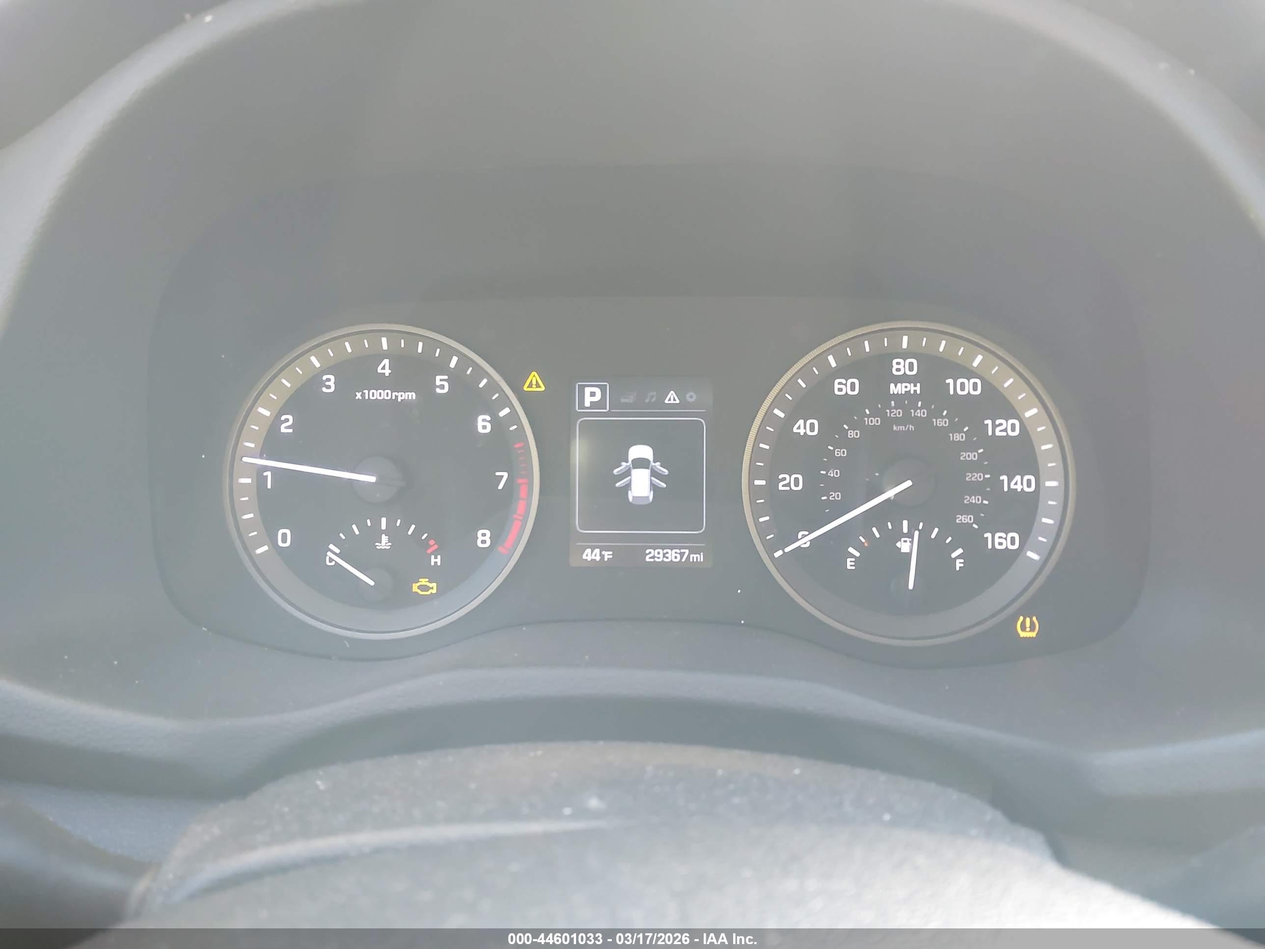 HYUNDAI TUCSON image 7