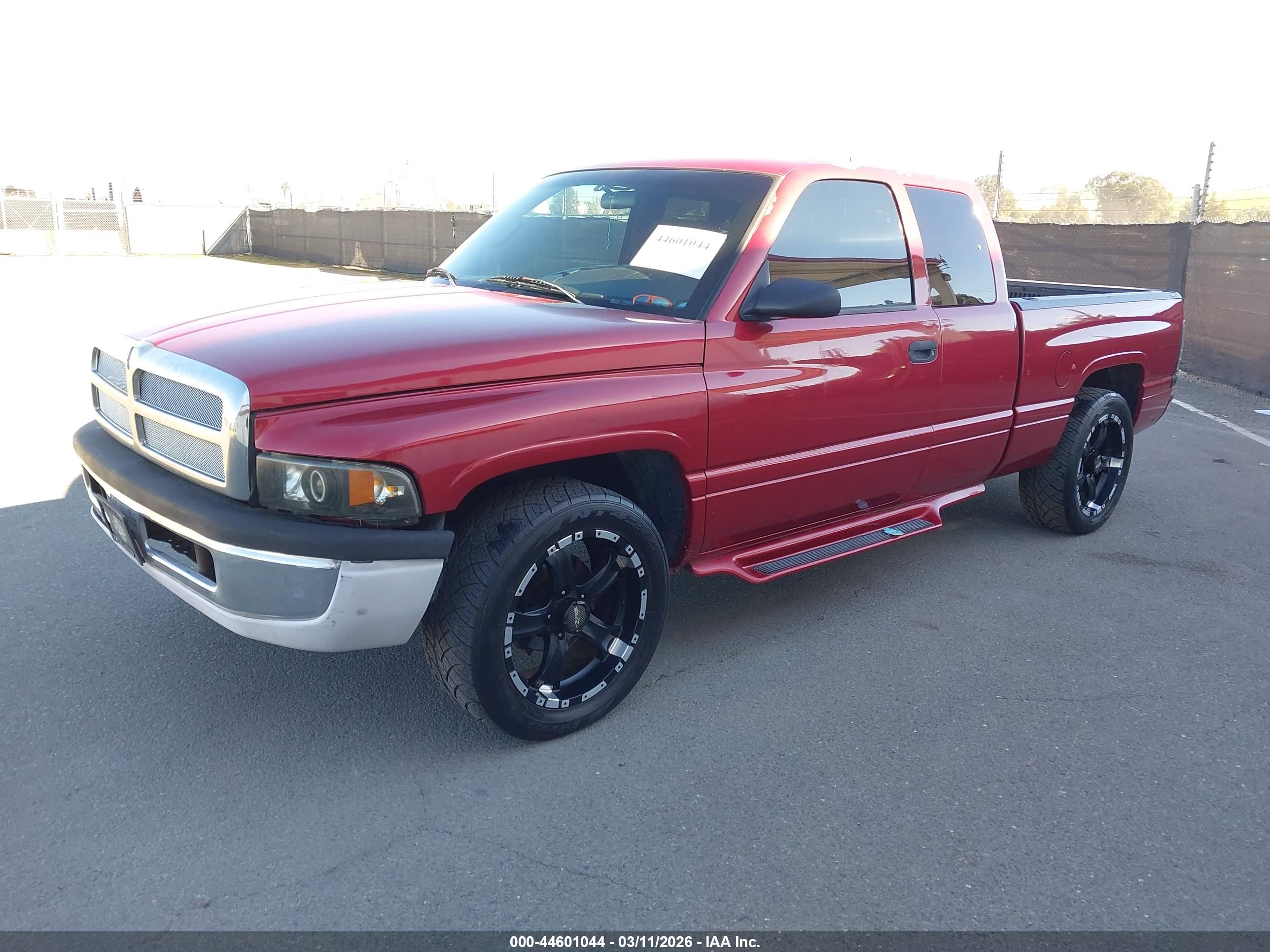 DODGE RAM image 2
