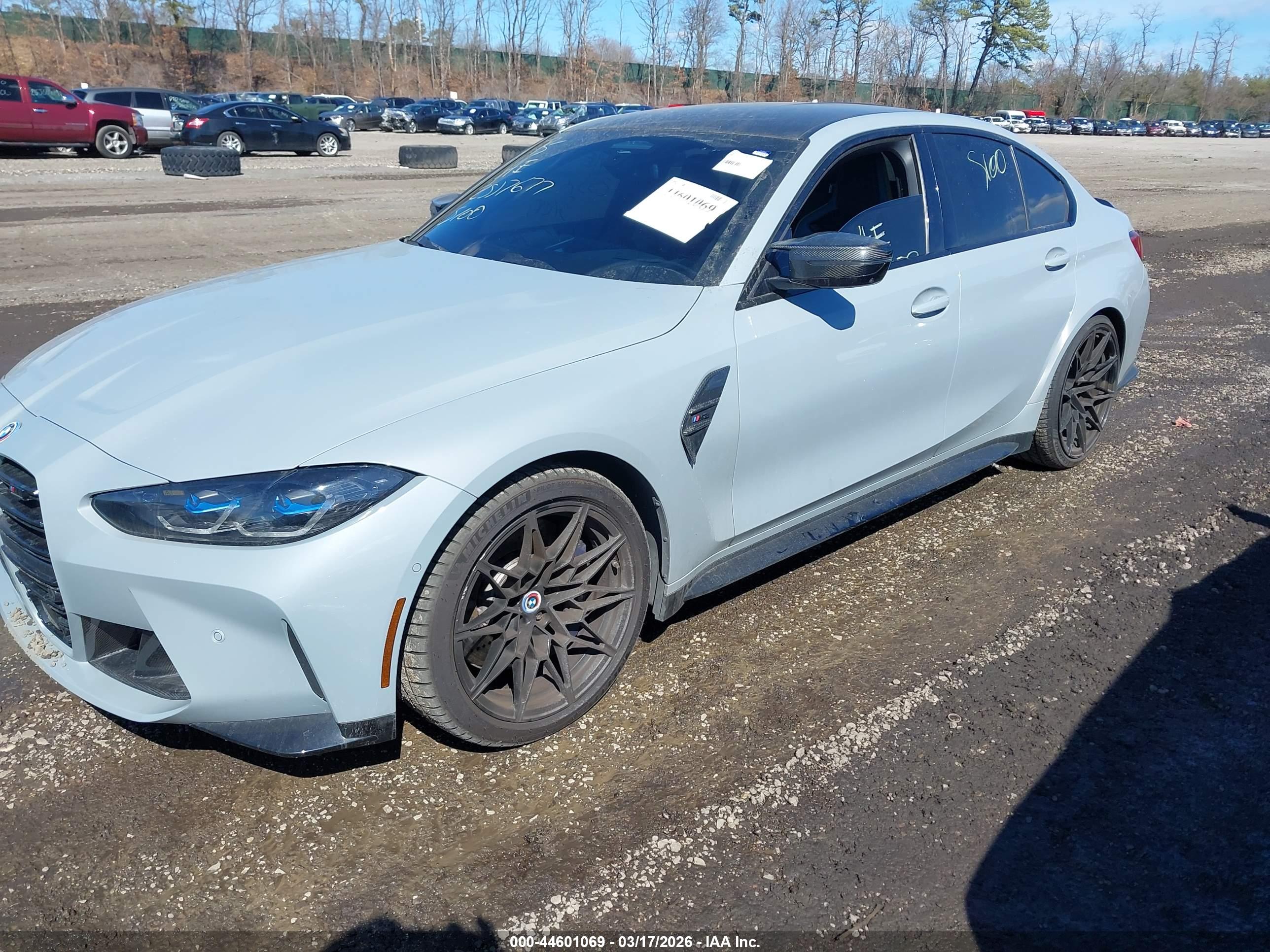 BMW M3 image 2