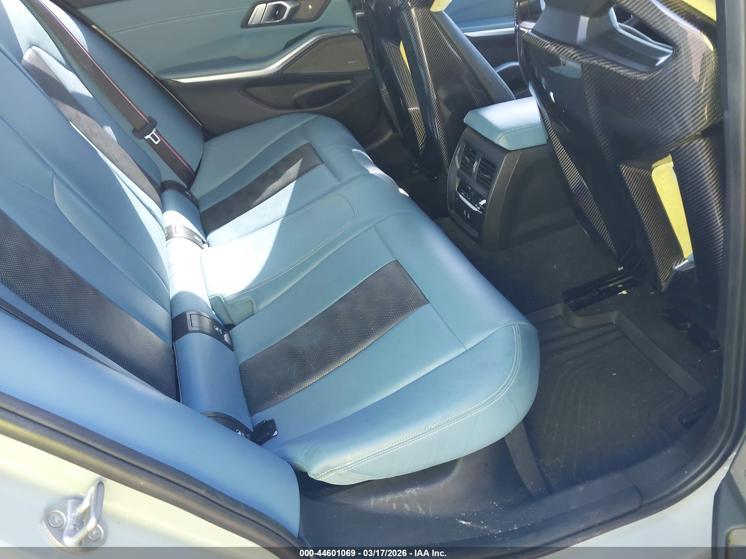 BMW M3 image 8
