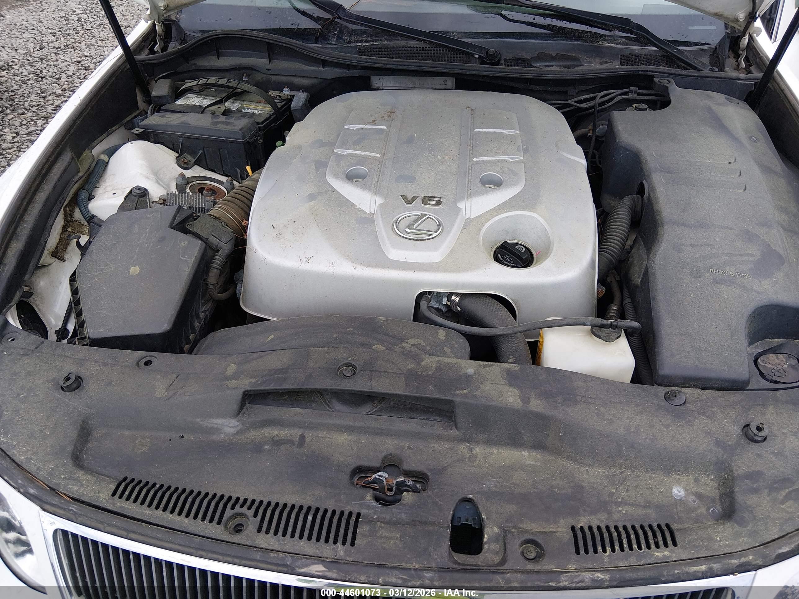 LEXUS GS image 10