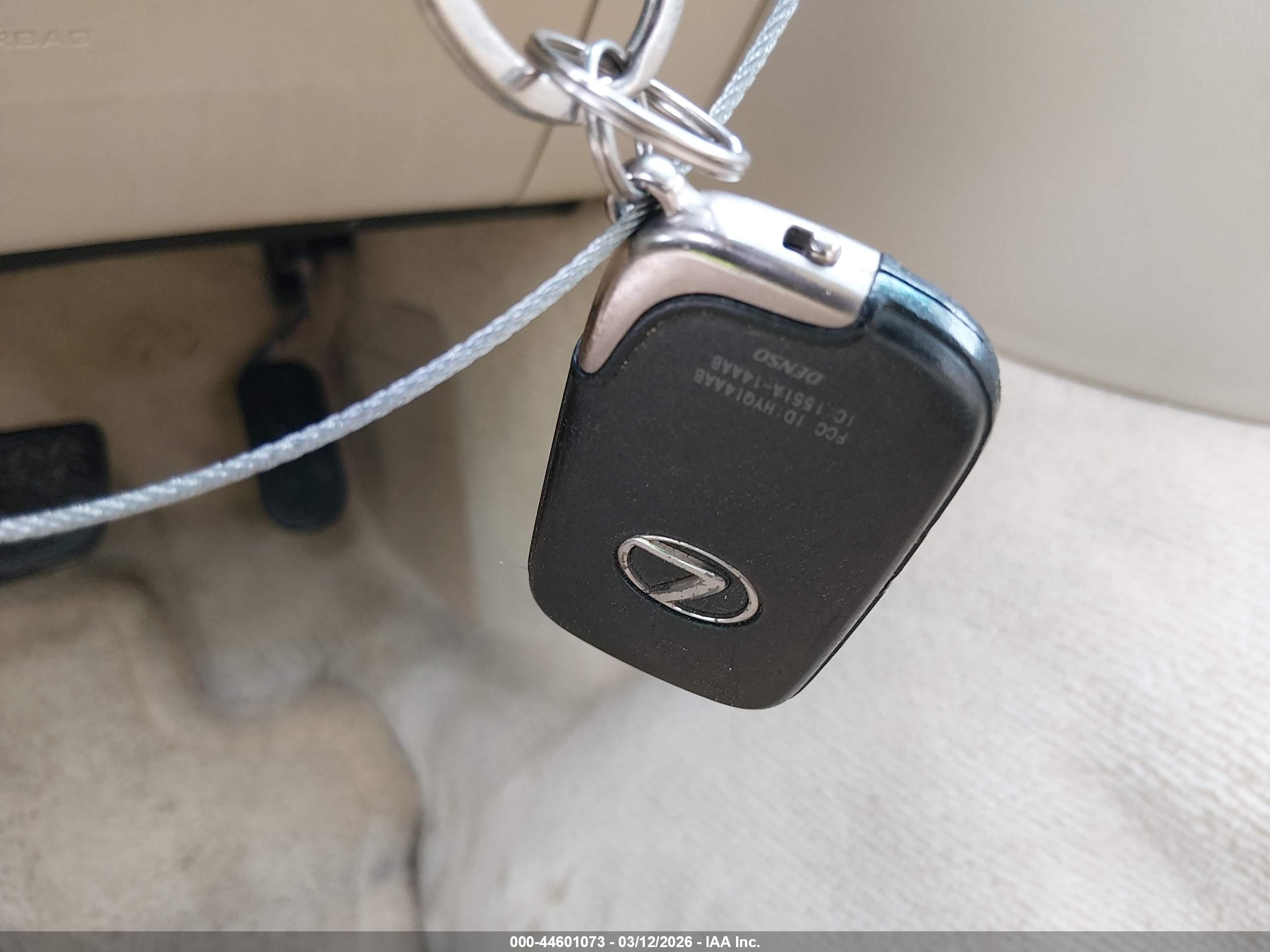 LEXUS GS image 11