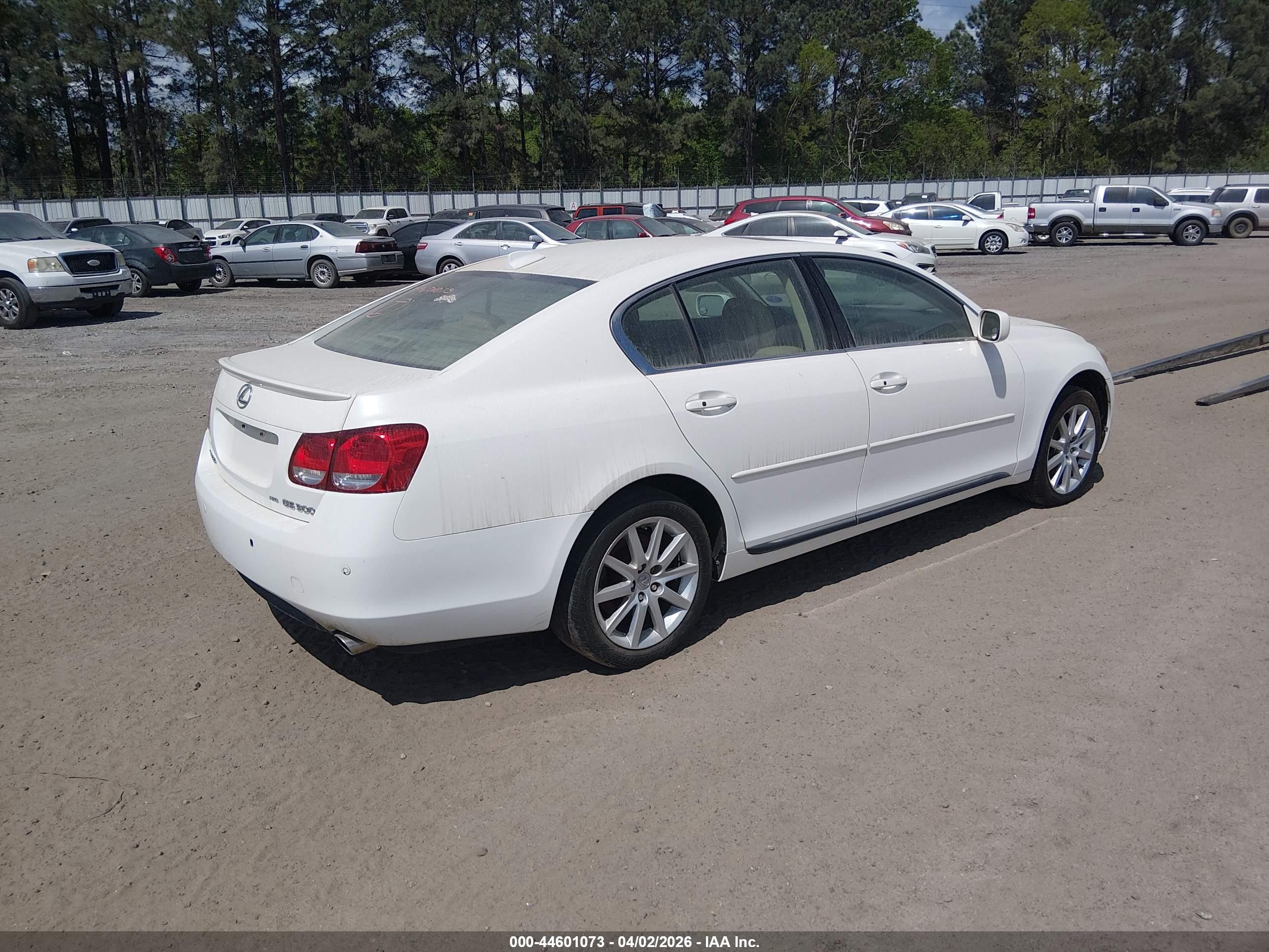 LEXUS GS image 4