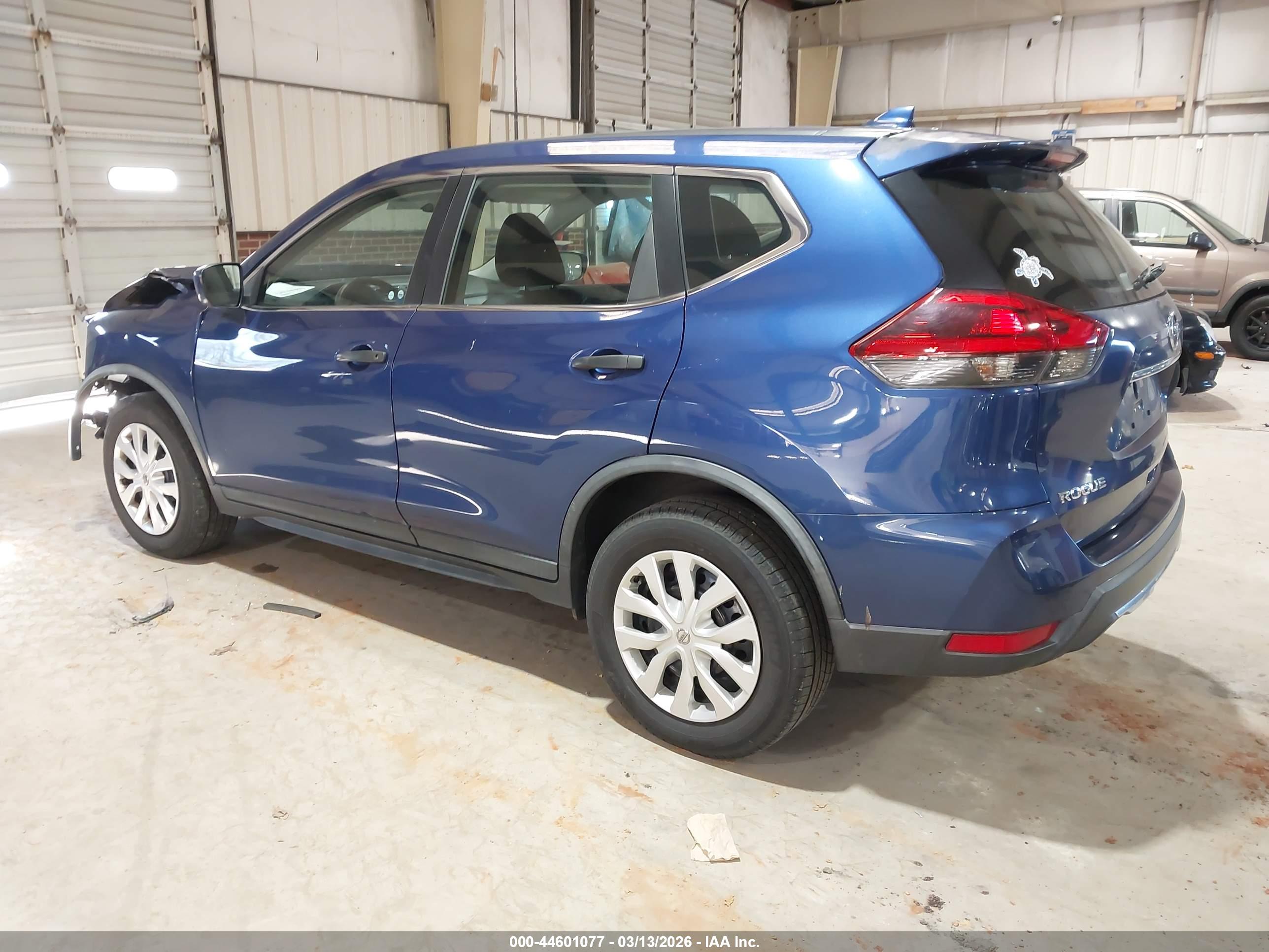 NISSAN ROGUE image 3
