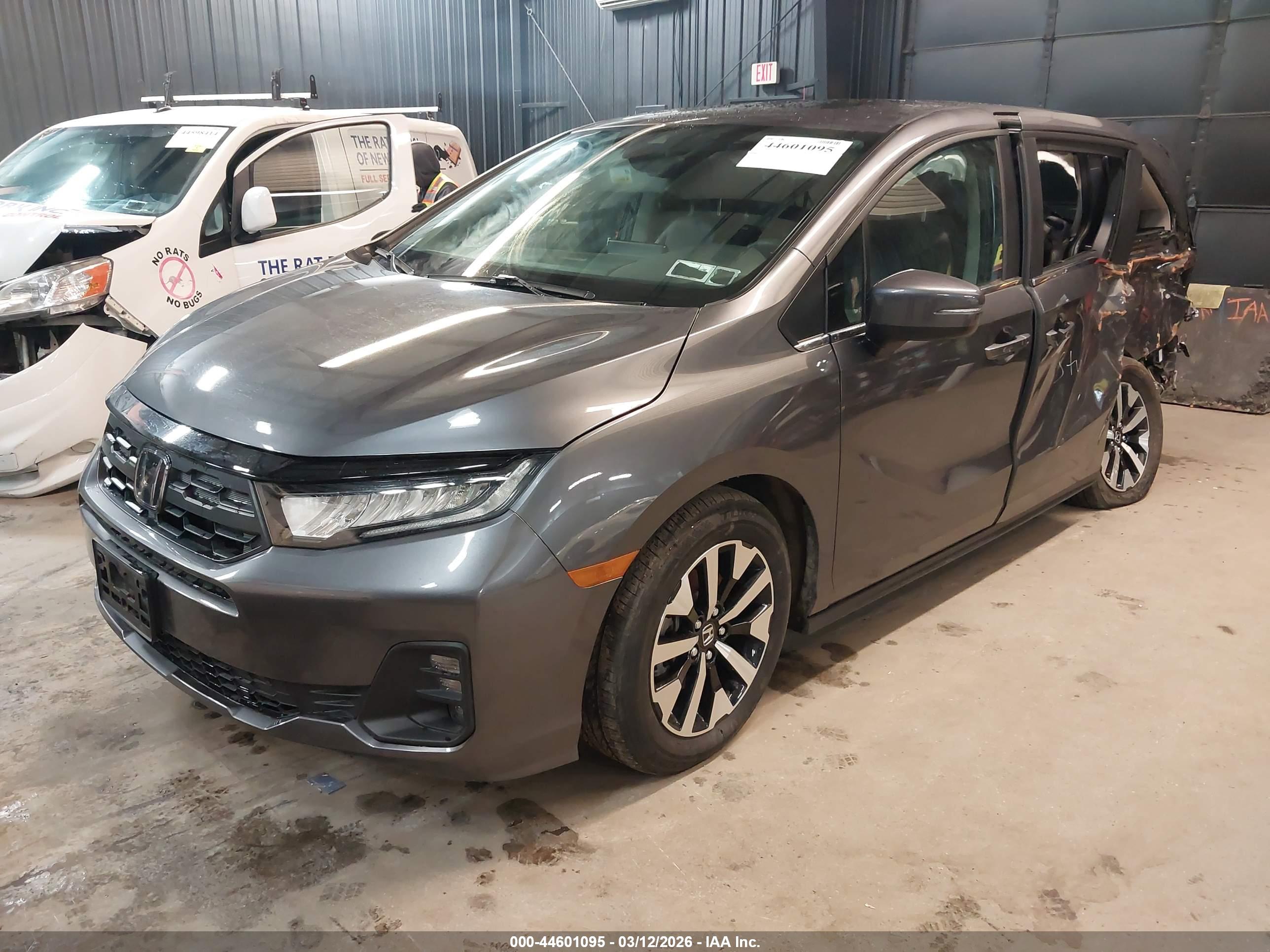 HONDA ODYSSEY image 2