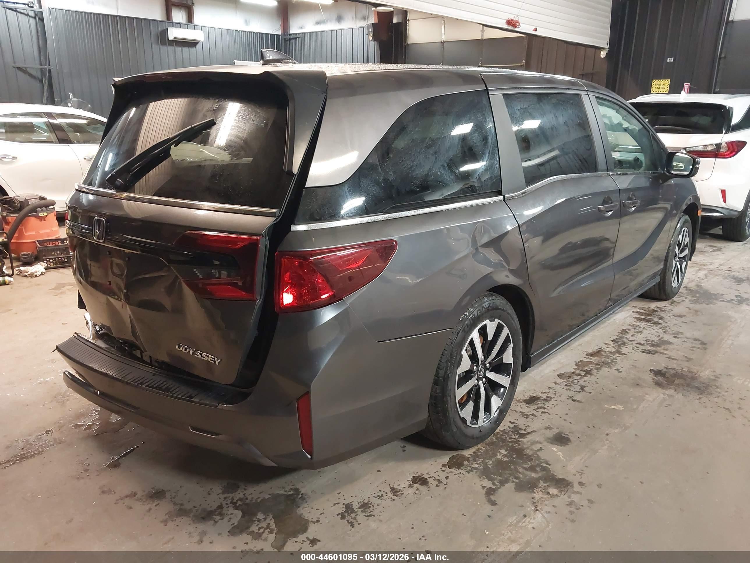 HONDA ODYSSEY image 4