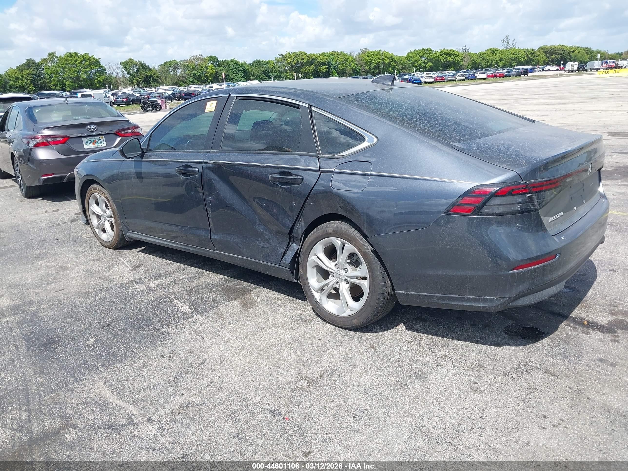 HONDA ACCORD image 3