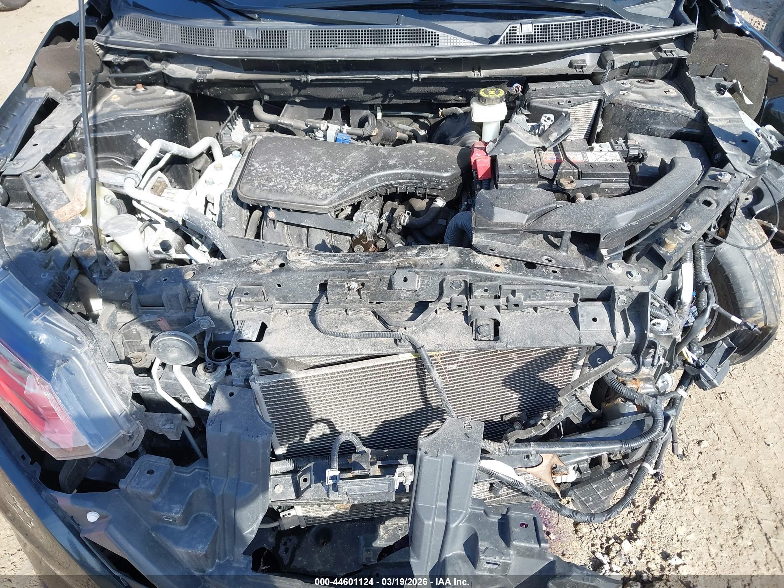 NISSAN ROGUE image 10