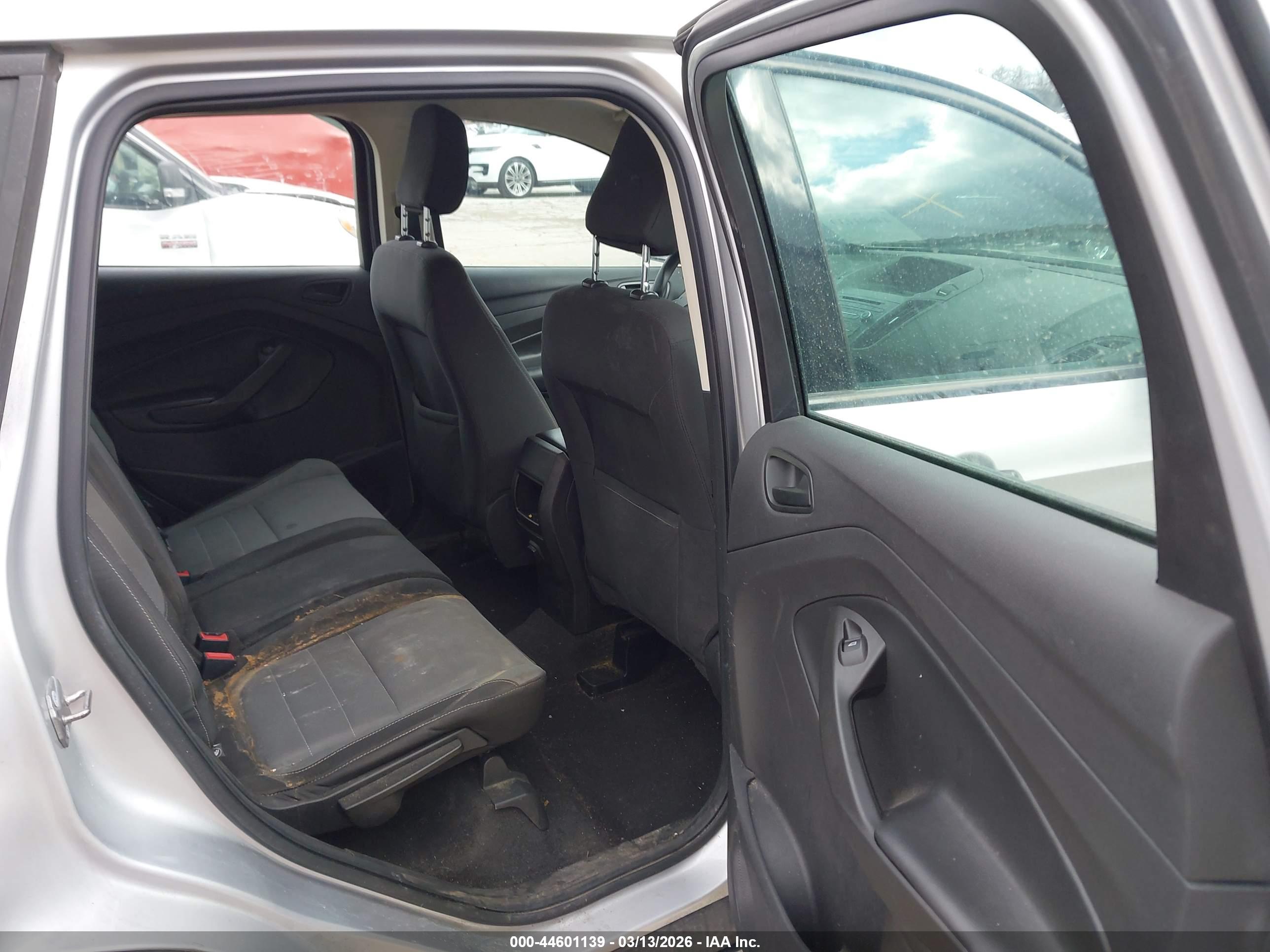 FORD ESCAPE image 8