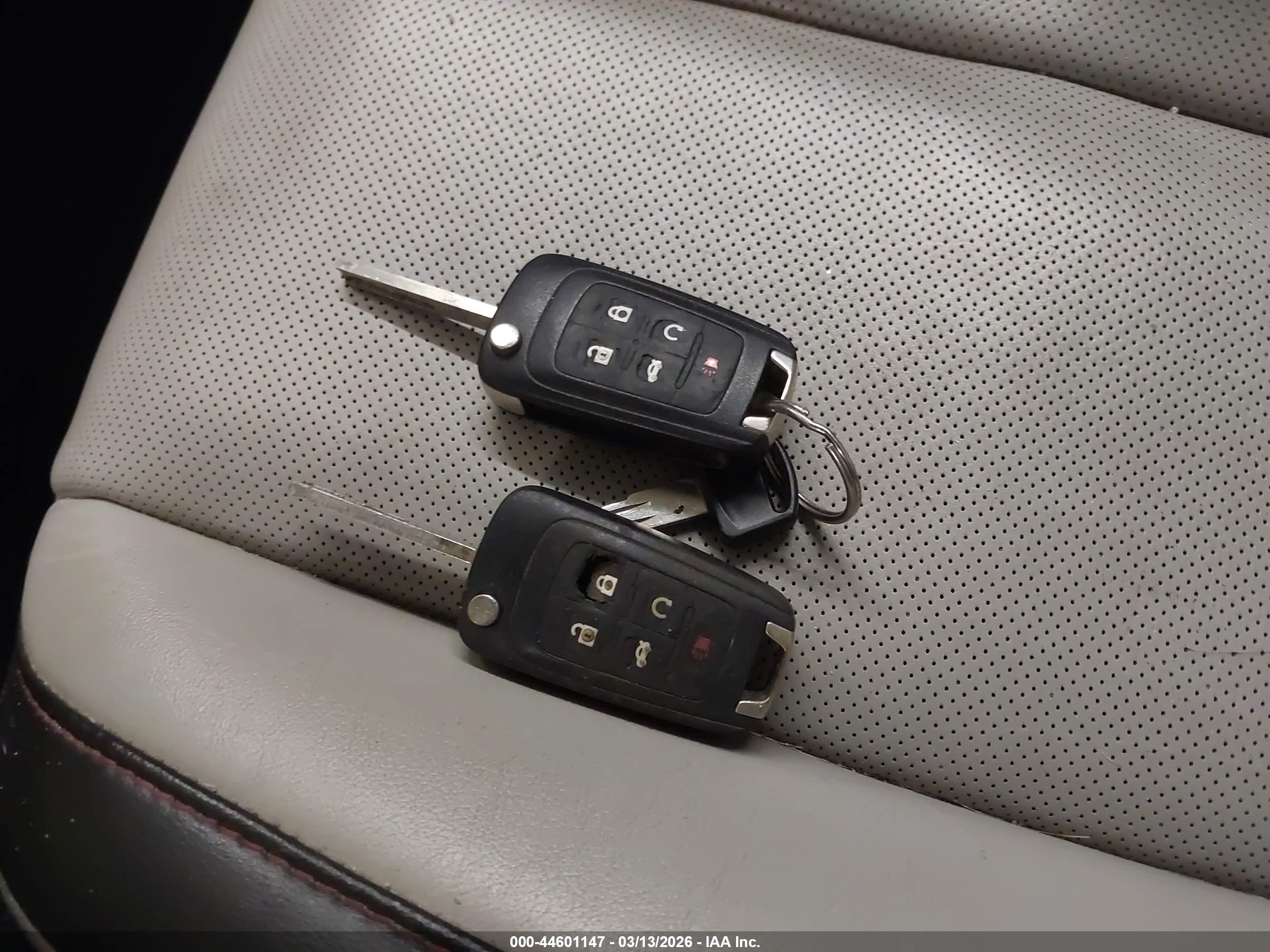 GMC TERRAIN image 11