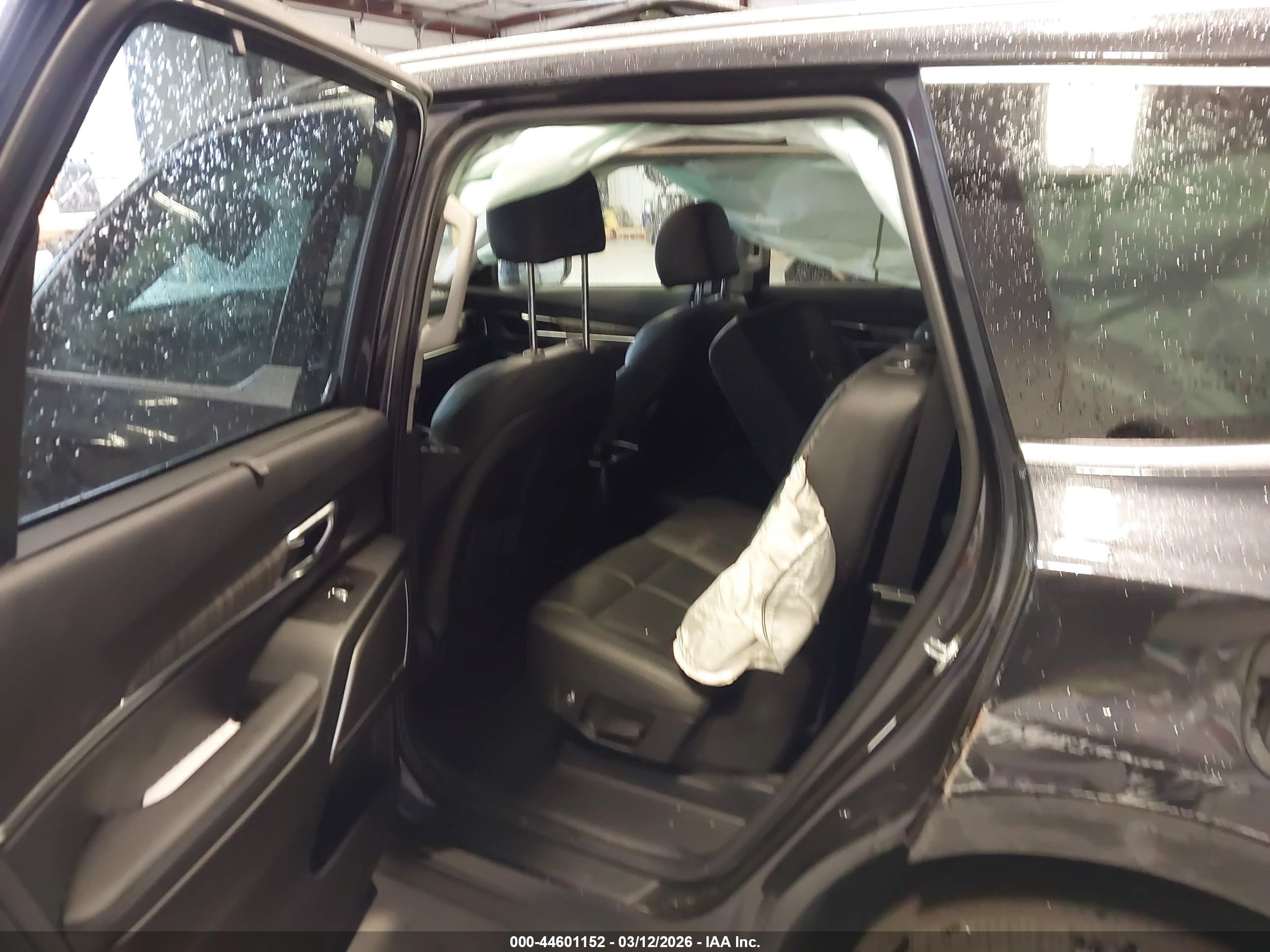 KIA TELLURIDE image 8