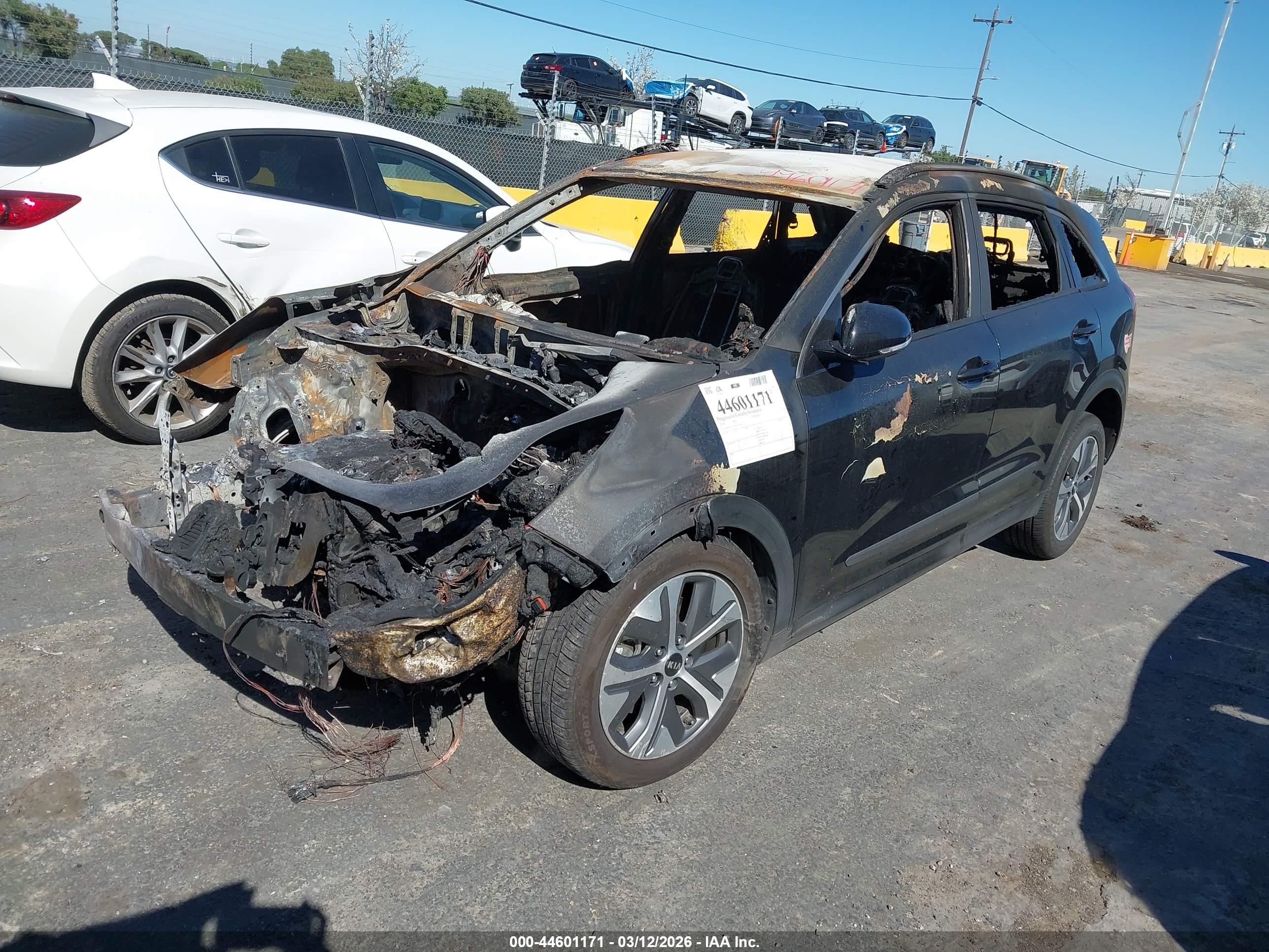 KIA NIRO image 2