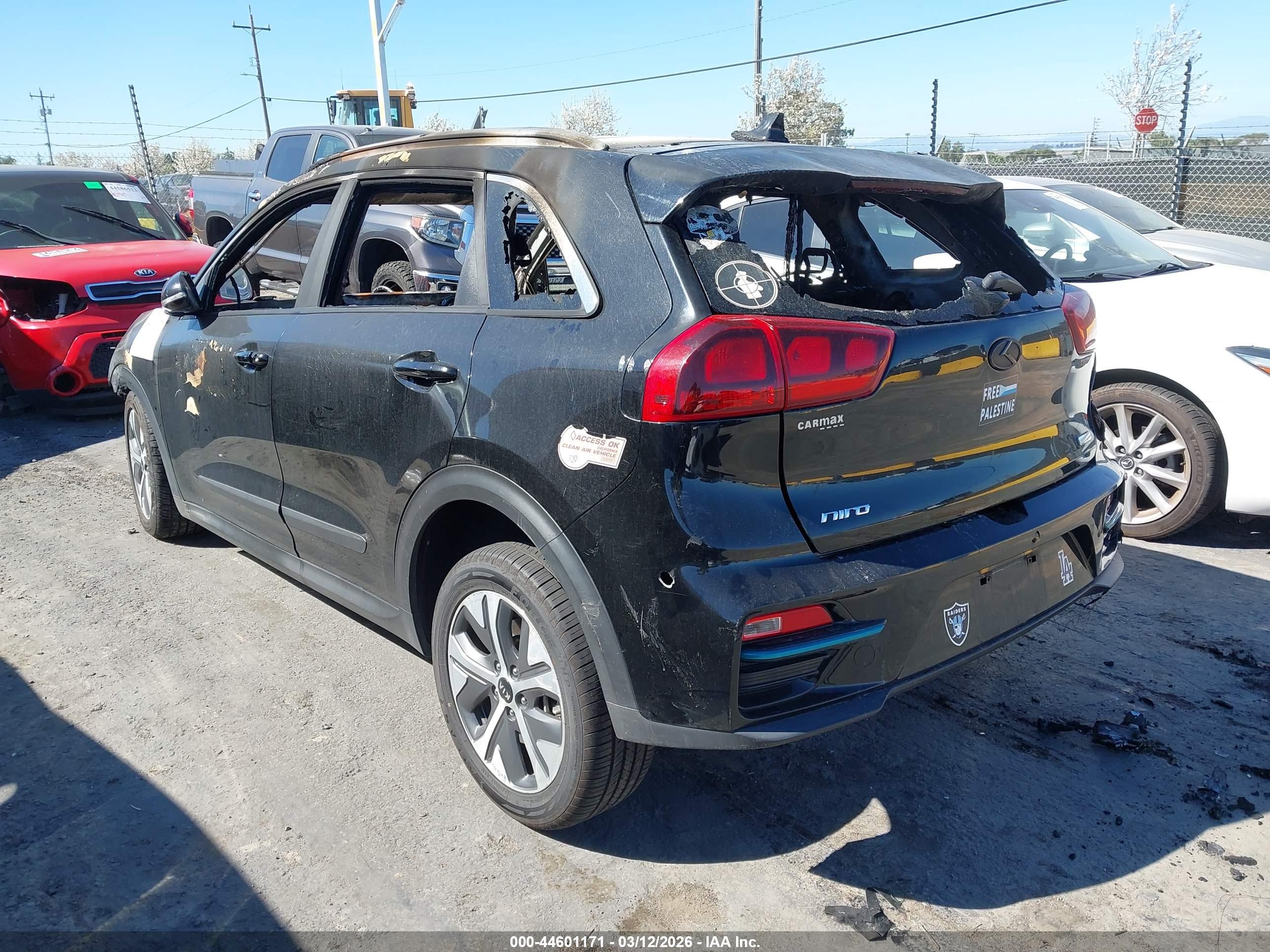KIA NIRO image 3