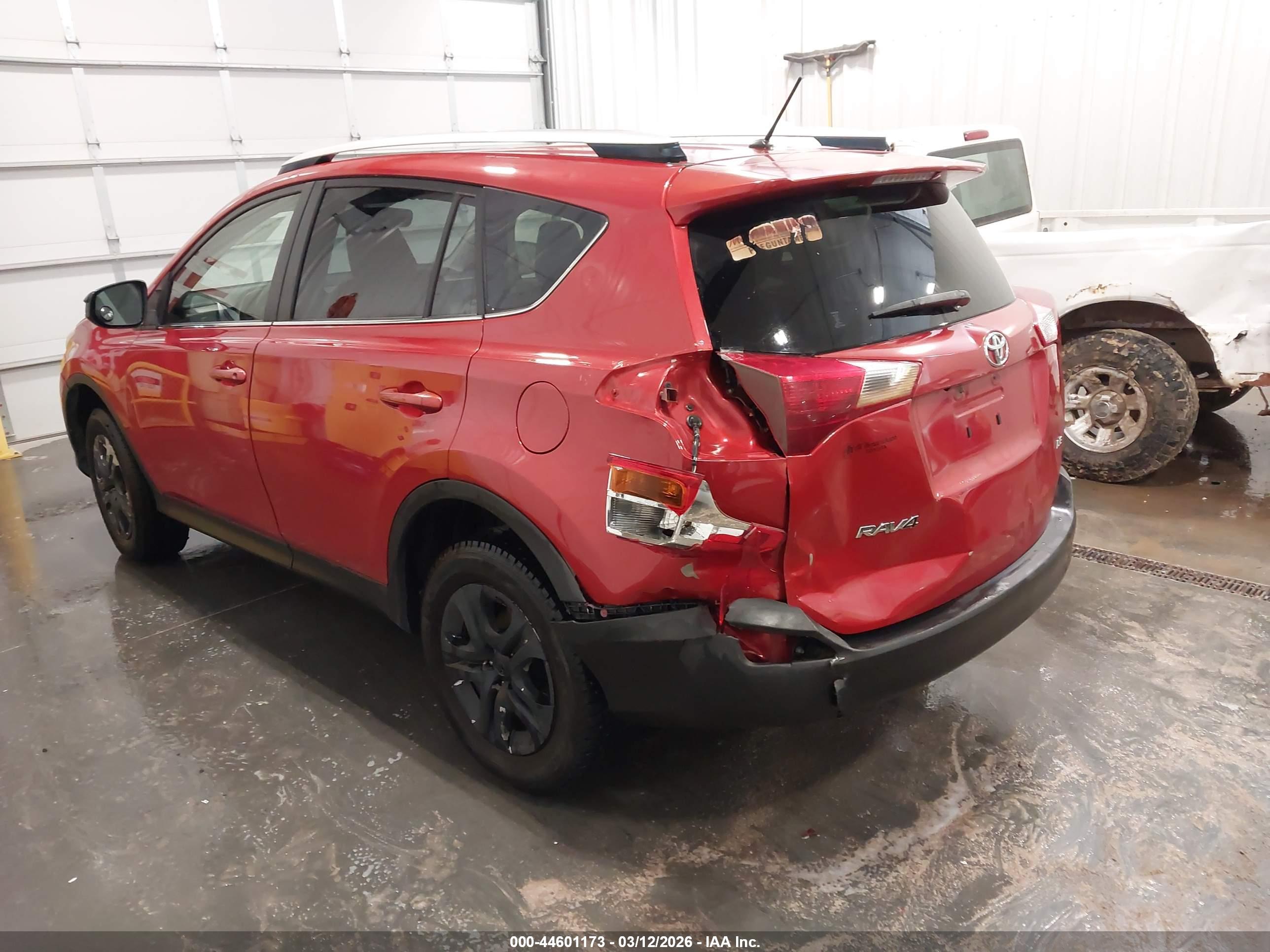 TOYOTA RAV4 image 3