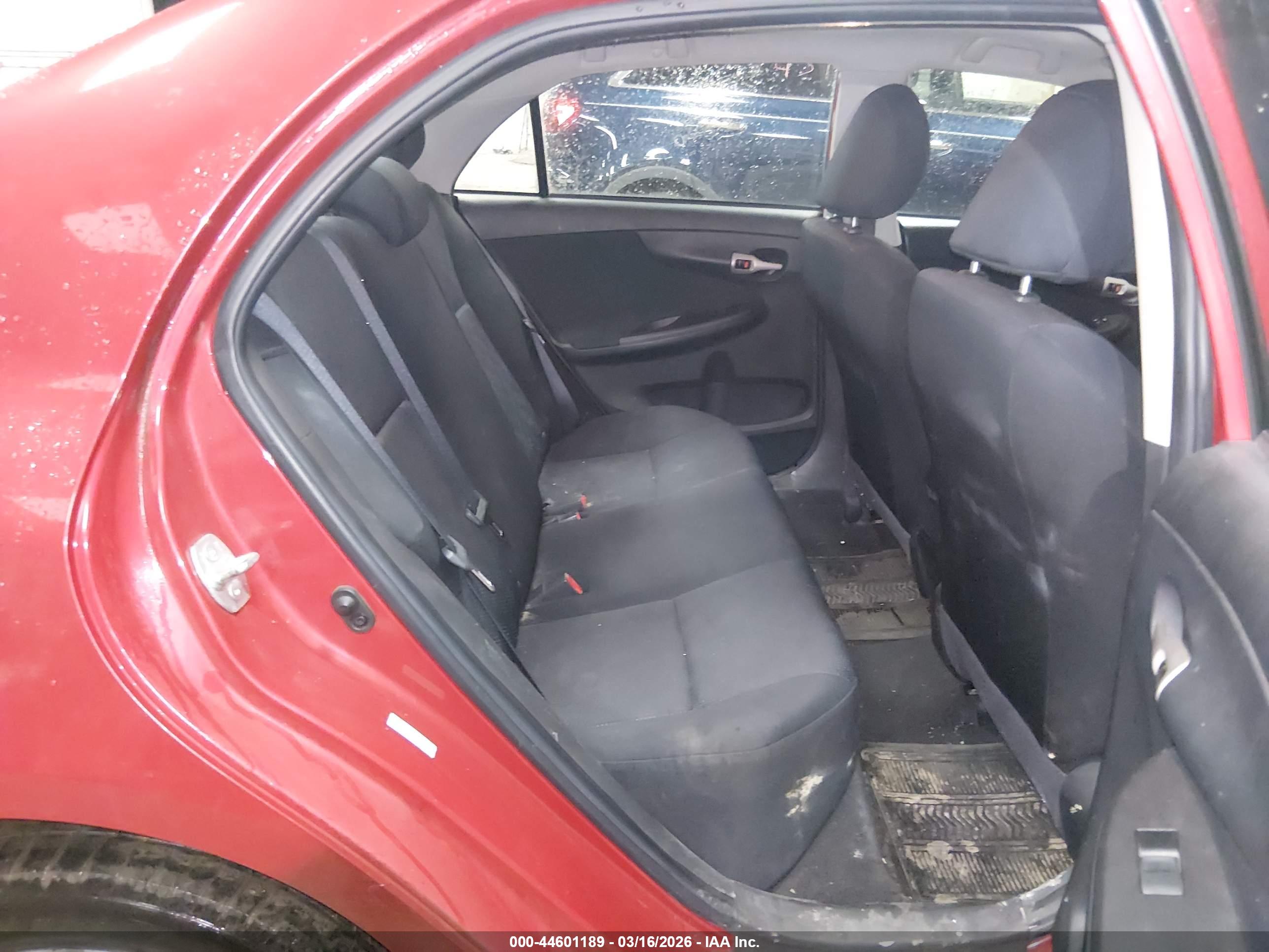 TOYOTA COROLLA image 8