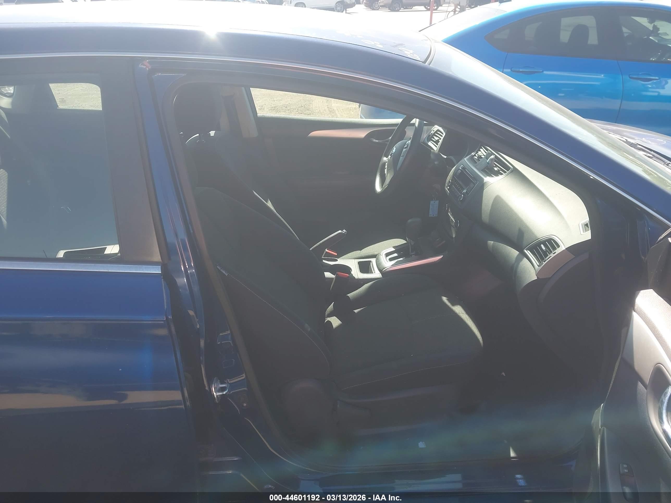 NISSAN SENTRA image 5