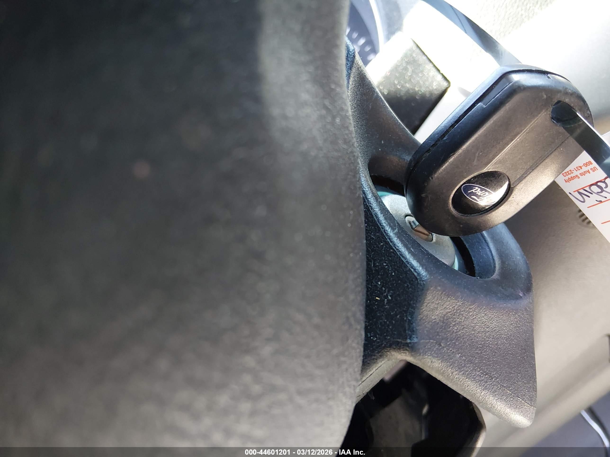 FORD ESCAPE image 11