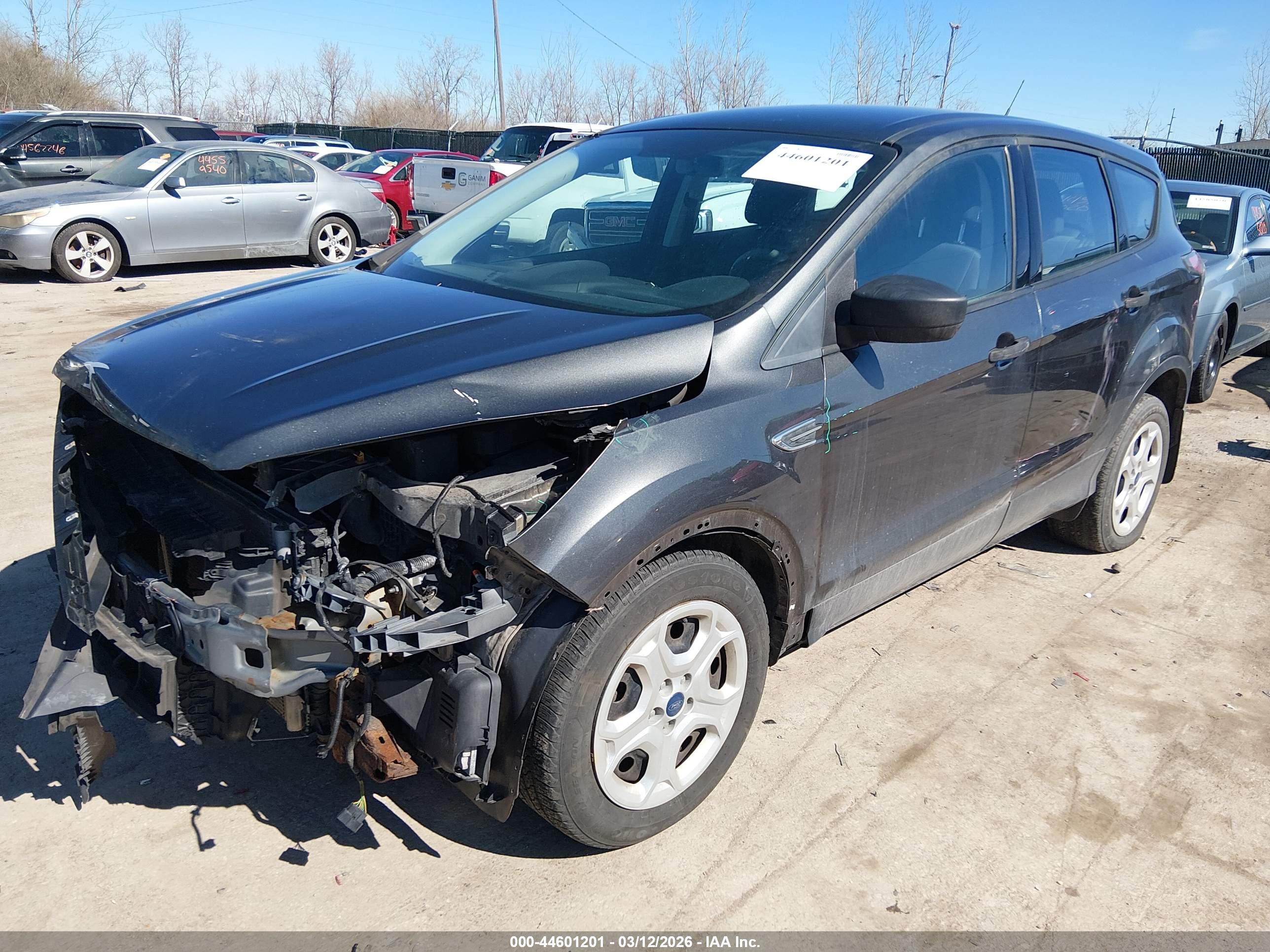 FORD ESCAPE image 2